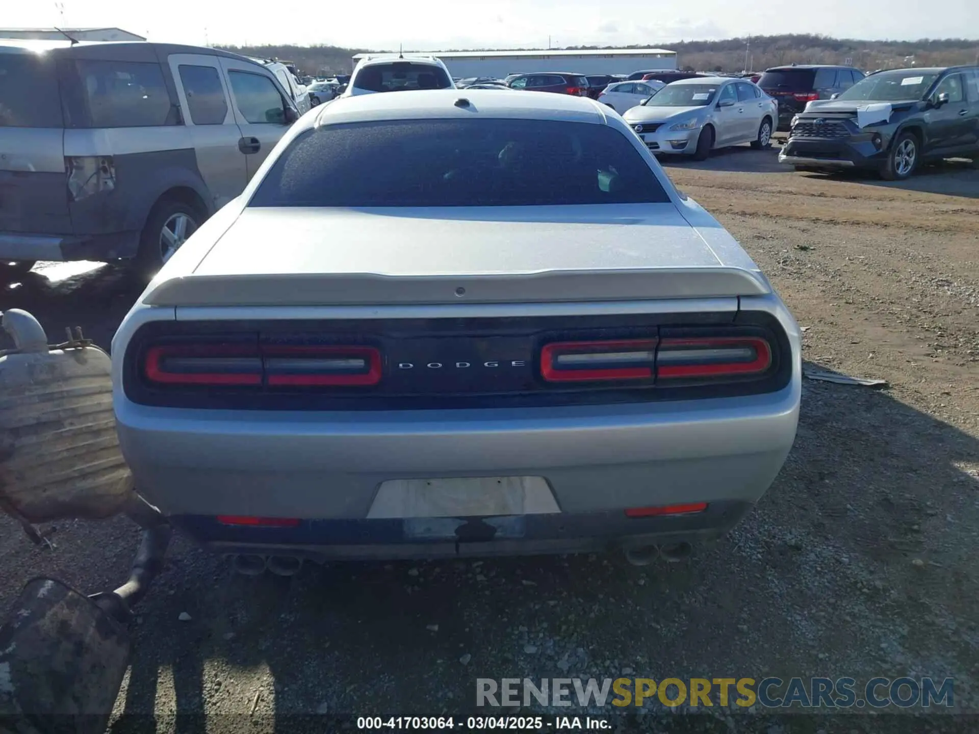 15 Photograph of a damaged car 2C3CDZBT7MH542375 DODGE CHALLENGER 2021