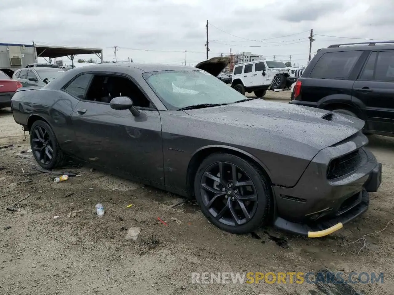 4 Photograph of a damaged car 2C3CDZBT7MH646428 DODGE CHALLENGER 2021