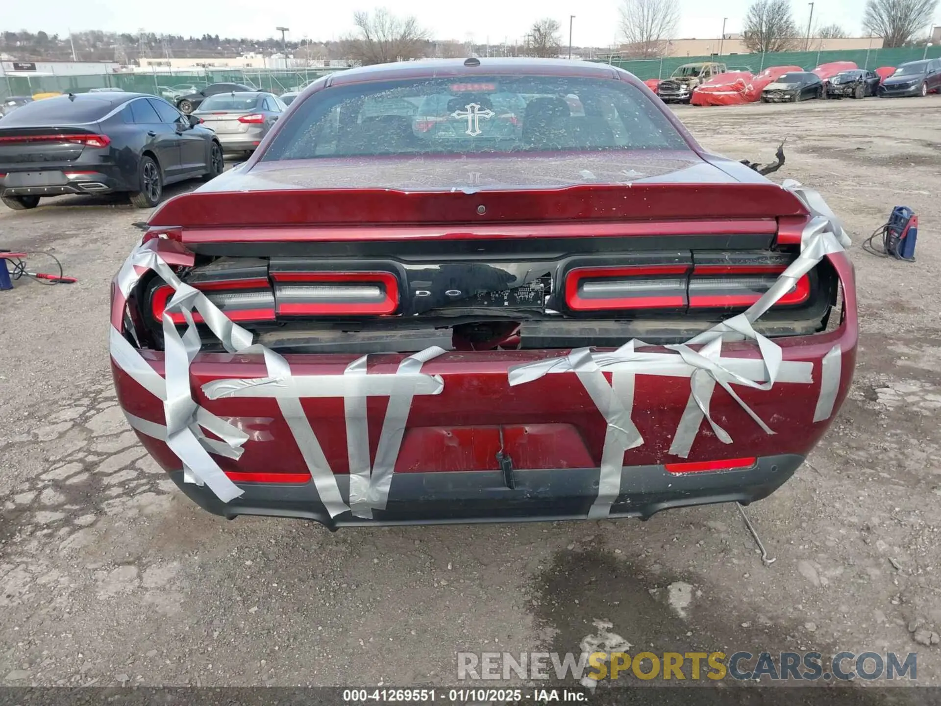 16 Photograph of a damaged car 2C3CDZBT8MH593707 DODGE CHALLENGER 2021