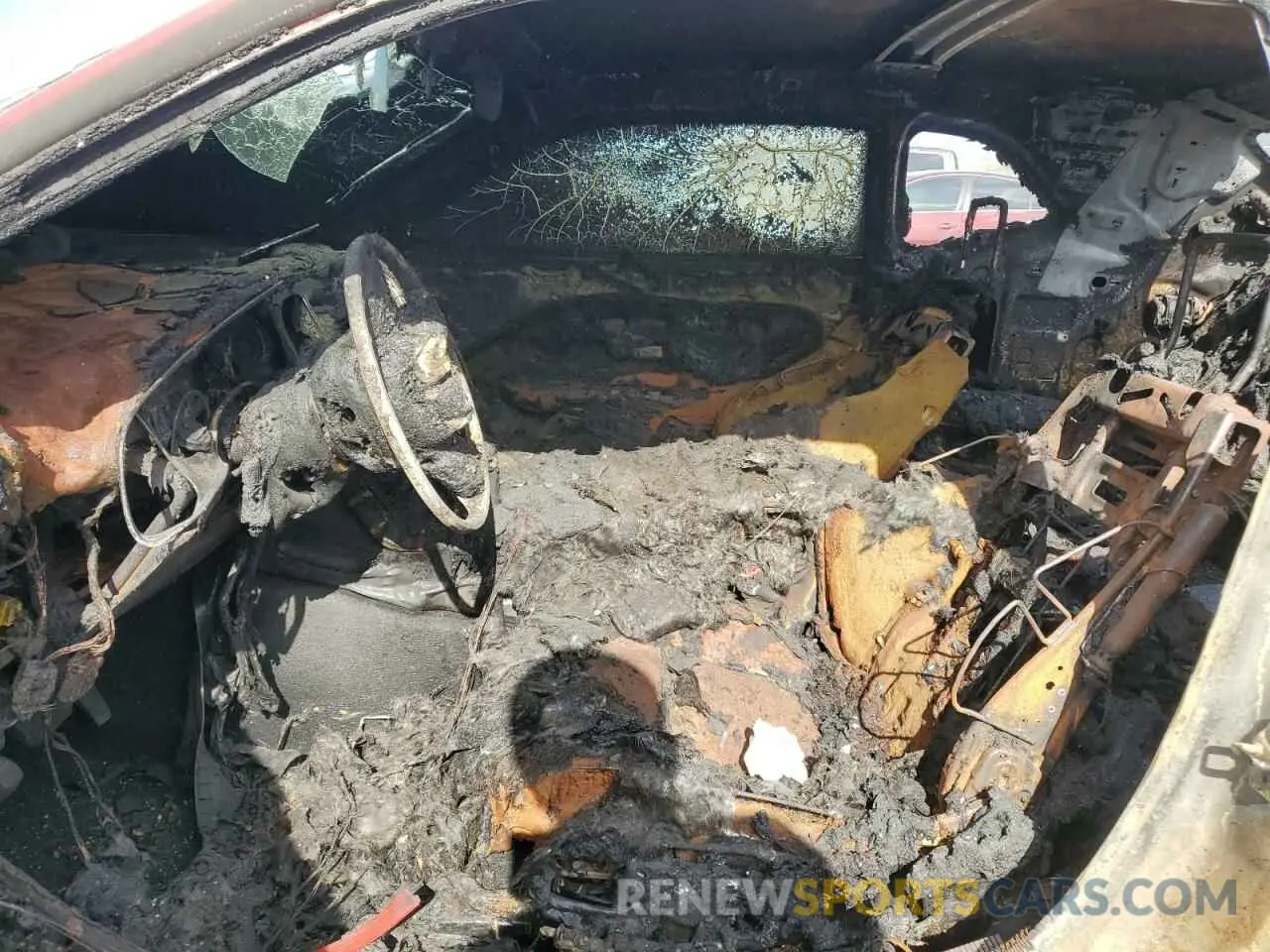 7 Photograph of a damaged car 2C3CDZBT9MH593750 DODGE CHALLENGER 2021