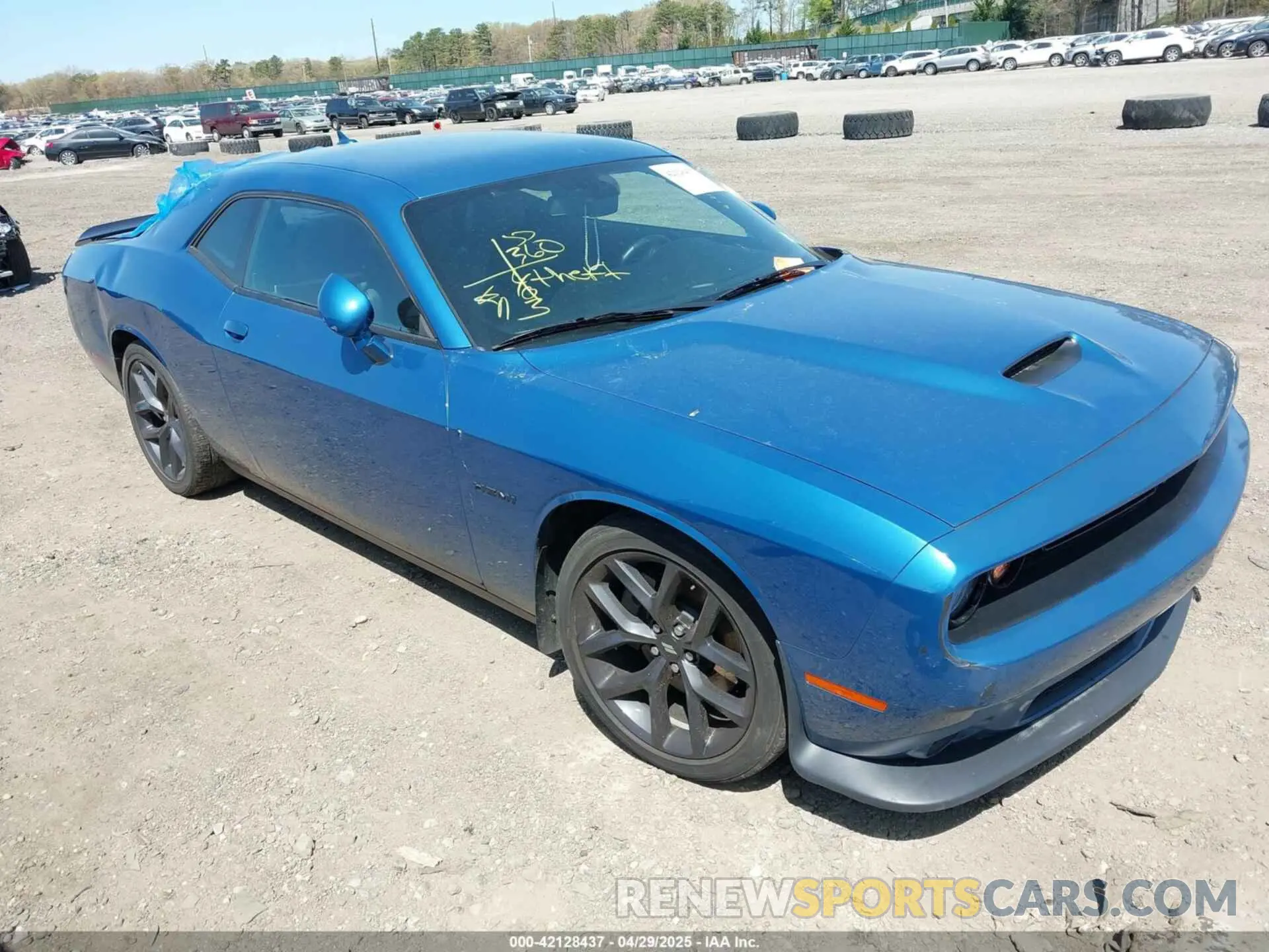 1 Photograph of a damaged car 2C3CDZBT9MH631414 DODGE CHALLENGER 2021