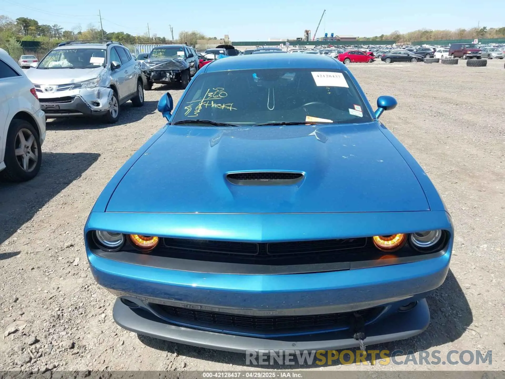 11 Photograph of a damaged car 2C3CDZBT9MH631414 DODGE CHALLENGER 2021