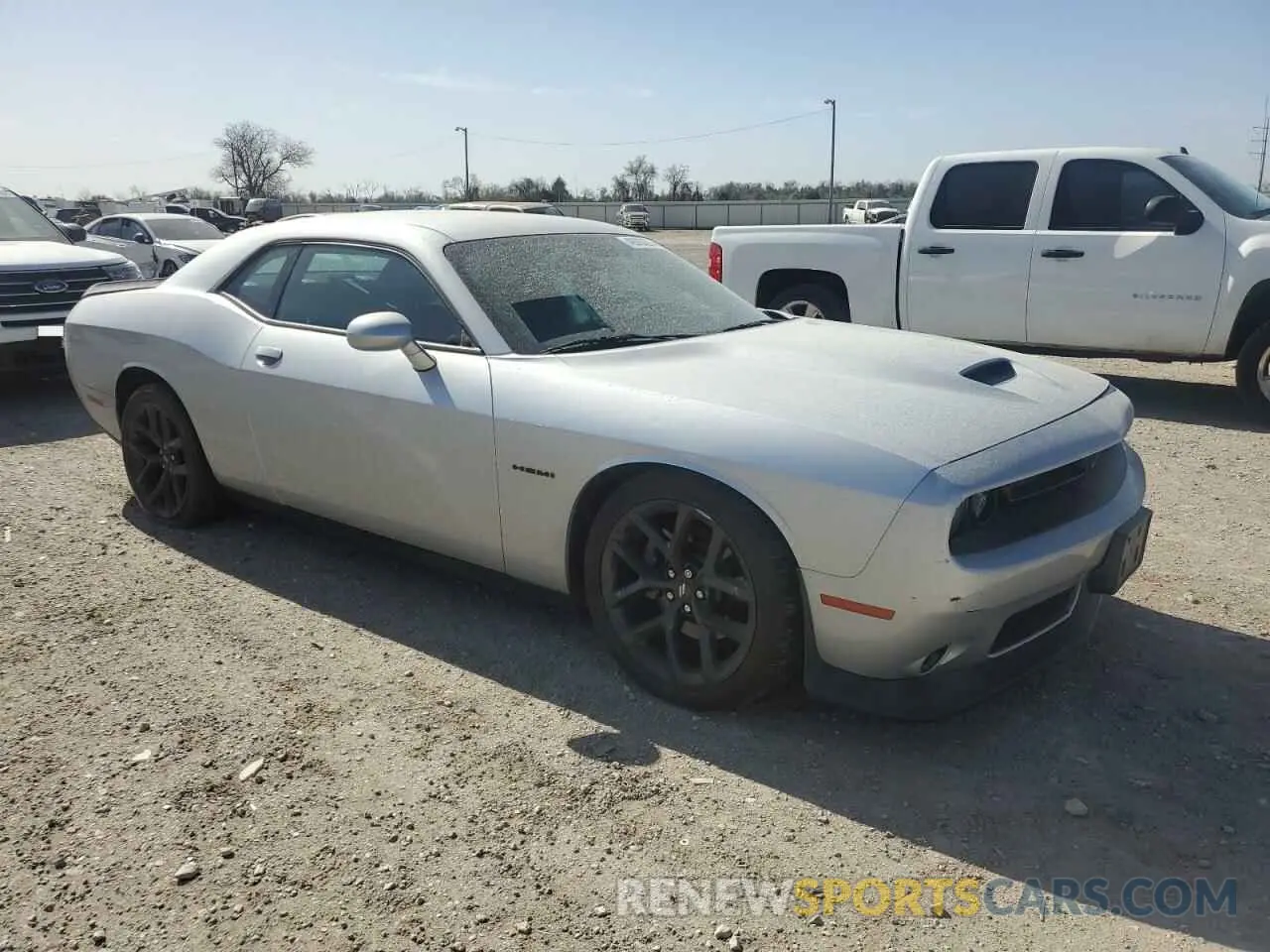 4 Photograph of a damaged car 2C3CDZBTXMH590646 DODGE CHALLENGER 2021