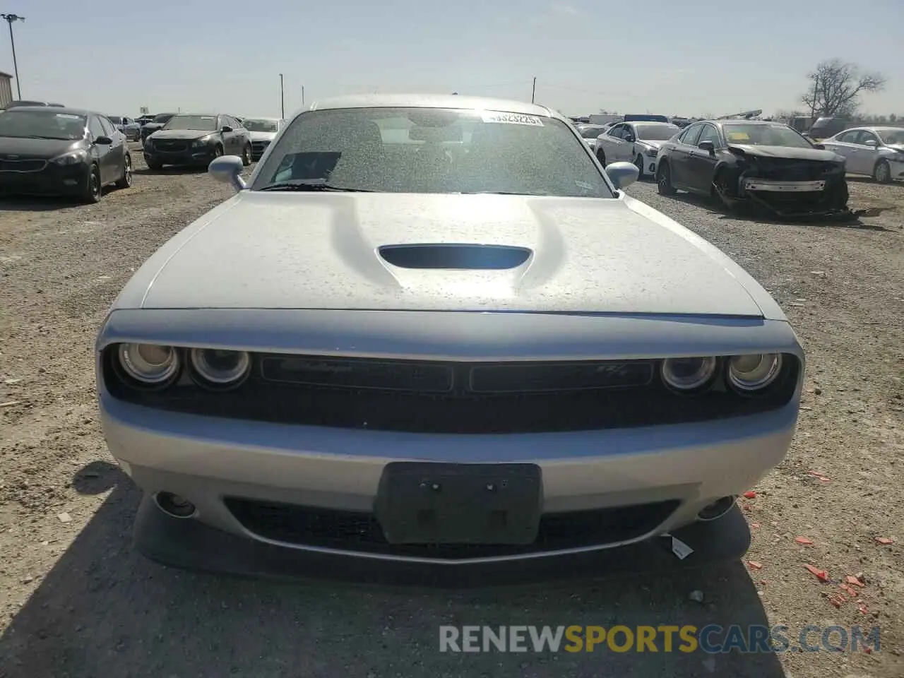 5 Photograph of a damaged car 2C3CDZBTXMH590646 DODGE CHALLENGER 2021