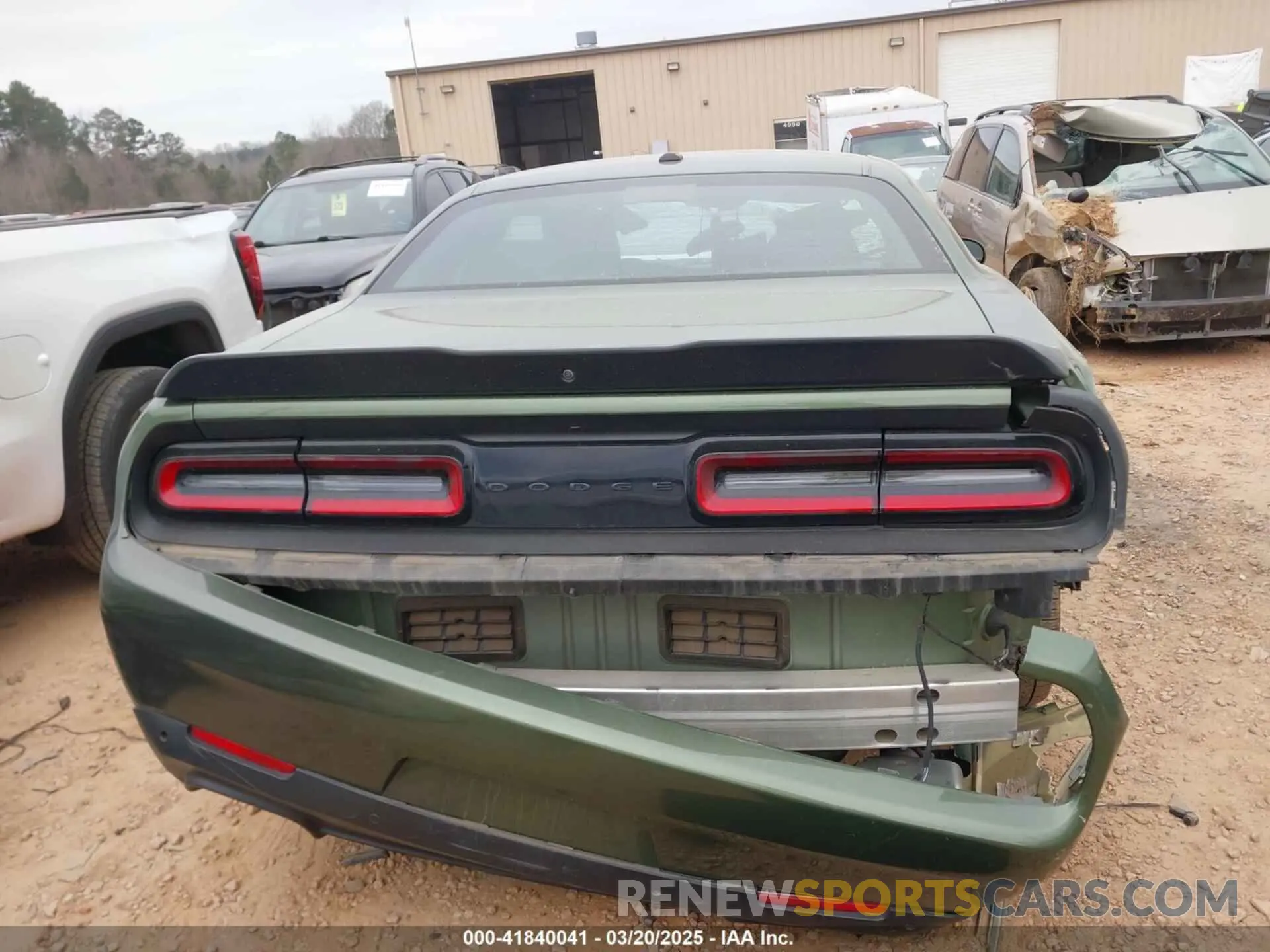 17 Photograph of a damaged car 2C3CDZBTXMH680623 DODGE CHALLENGER 2021