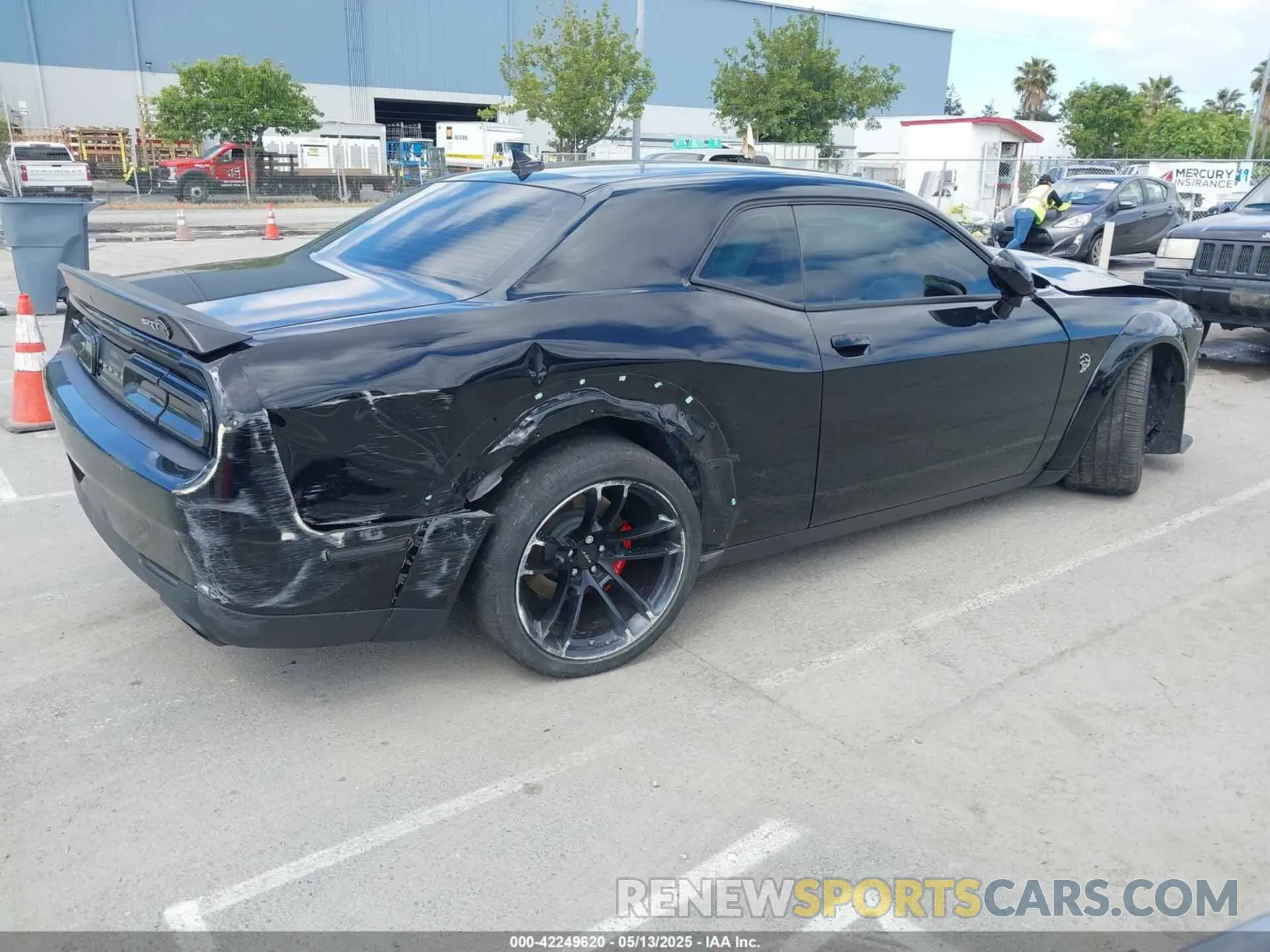 4 Photograph of a damaged car 2C3CDZC93MH626955 DODGE CHALLENGER 2021