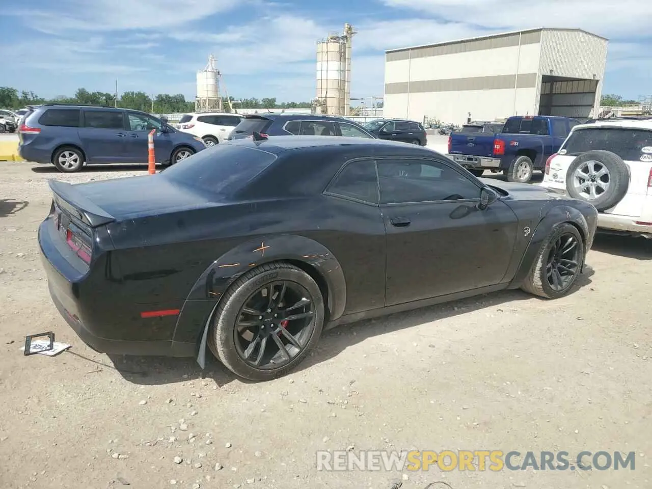 3 Photograph of a damaged car 2C3CDZC99MH680244 DODGE CHALLENGER 2021