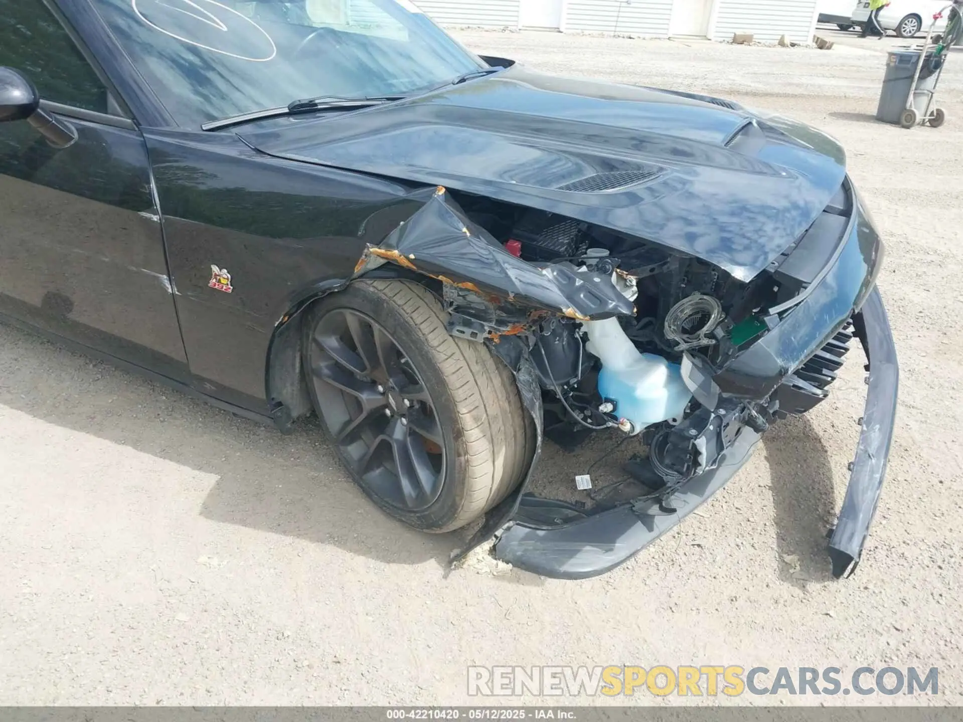6 Photograph of a damaged car 2C3CDZFJ0MH521134 DODGE CHALLENGER 2021