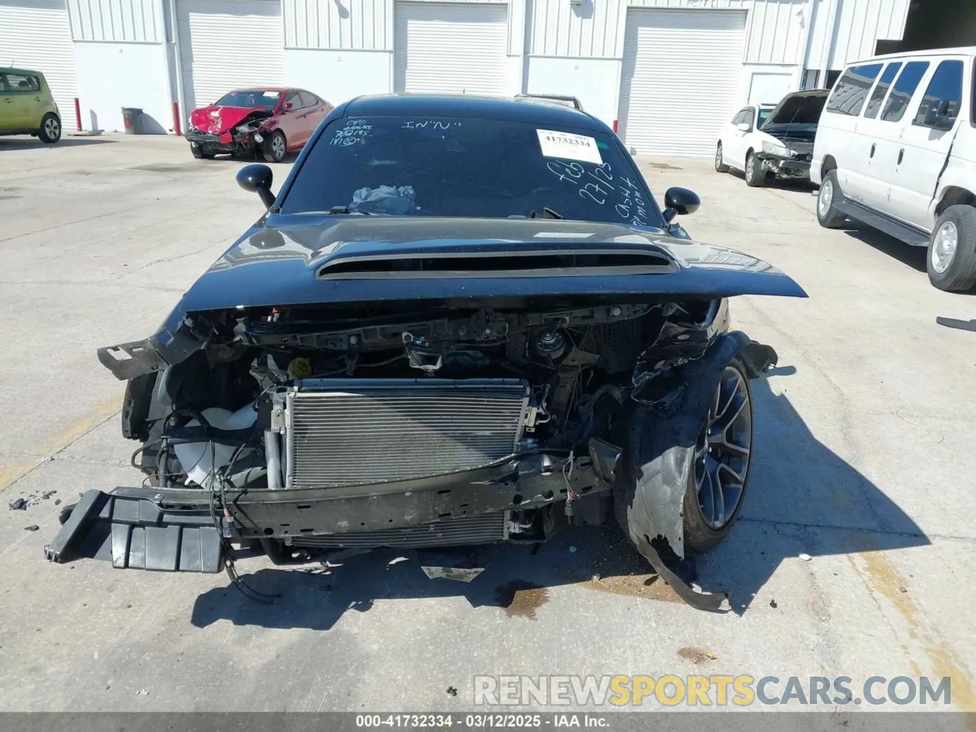 13 Photograph of a damaged car 2C3CDZFJ0MH526642 DODGE CHALLENGER 2021