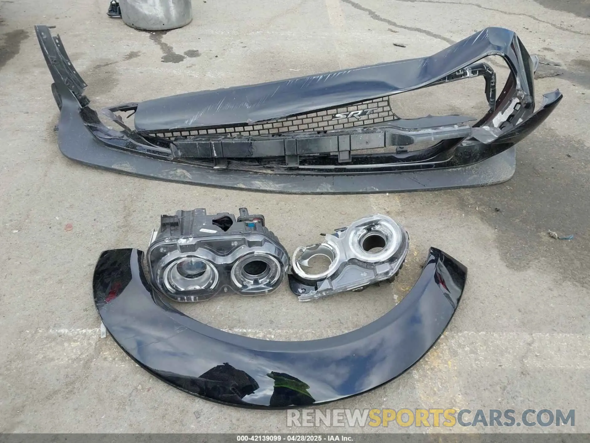 12 Photograph of a damaged car 2C3CDZFJ2MH507204 DODGE CHALLENGER 2021