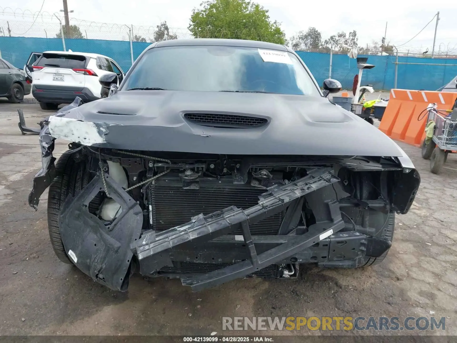 13 Photograph of a damaged car 2C3CDZFJ2MH507204 DODGE CHALLENGER 2021