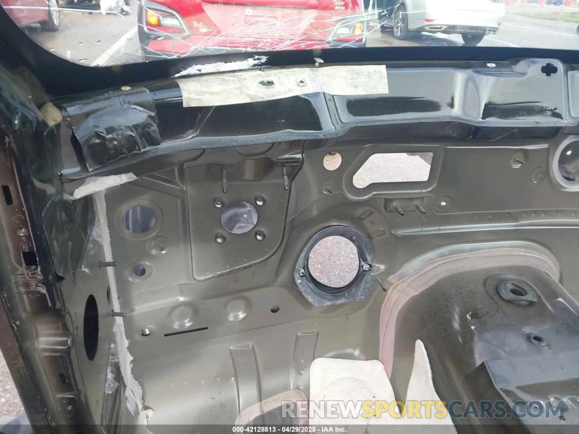 14 Photograph of a damaged car 2C3CDZFJ4MH663907 DODGE CHALLENGER 2021