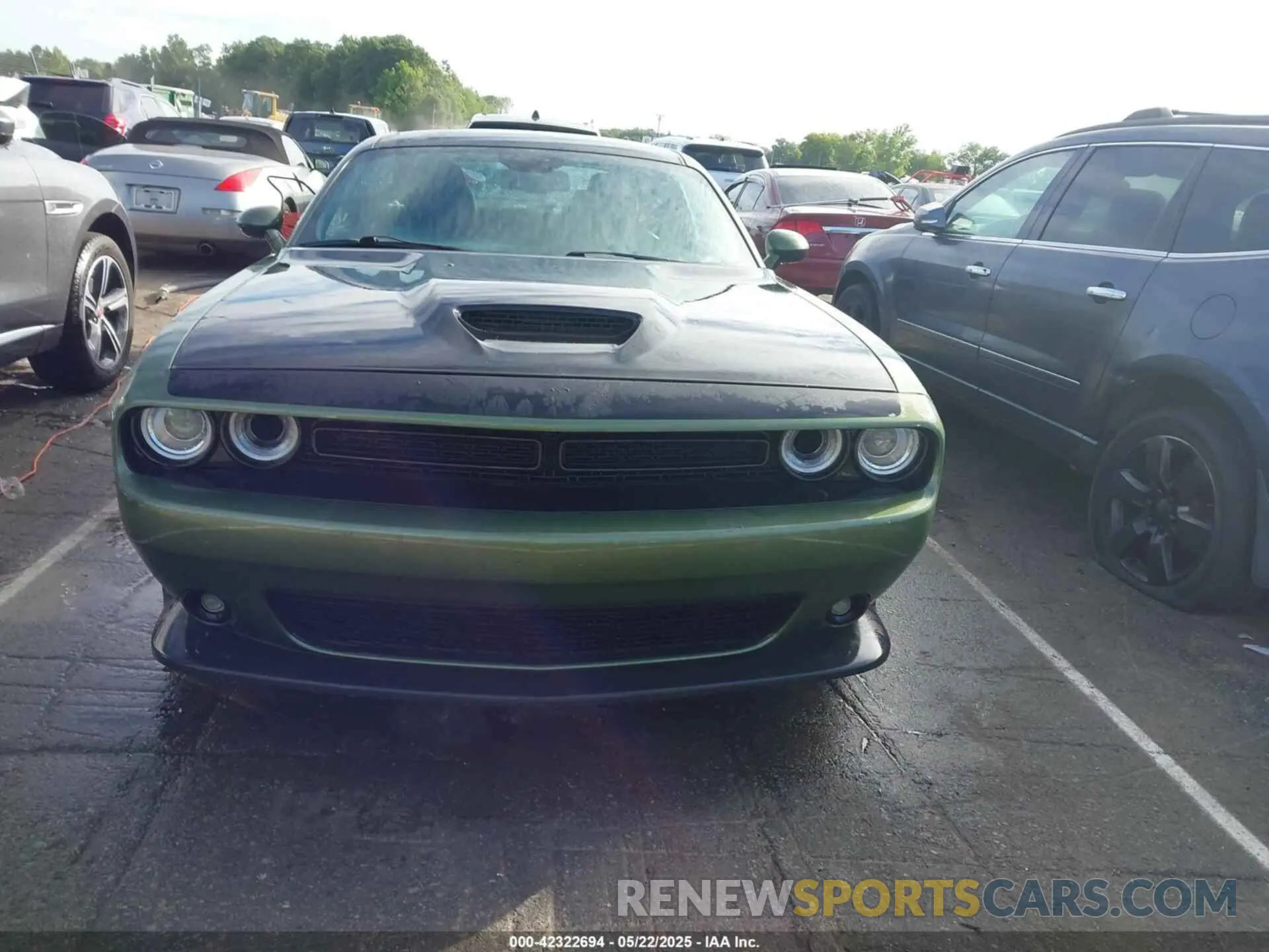 12 Photograph of a damaged car 2C3CDZFJ5MH610147 DODGE CHALLENGER 2021