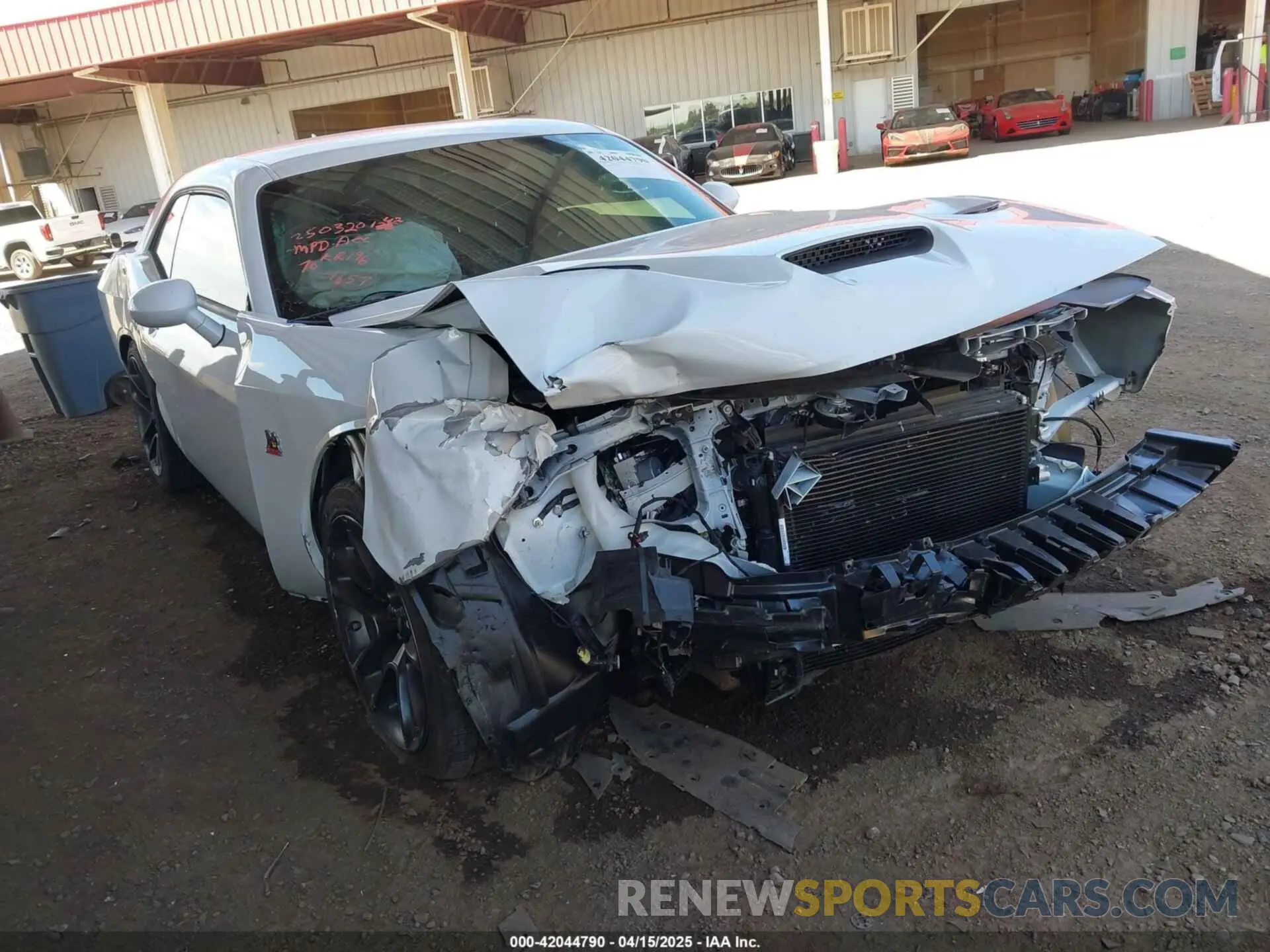 1 Photograph of a damaged car 2C3CDZFJ5MH667657 DODGE CHALLENGER 2021