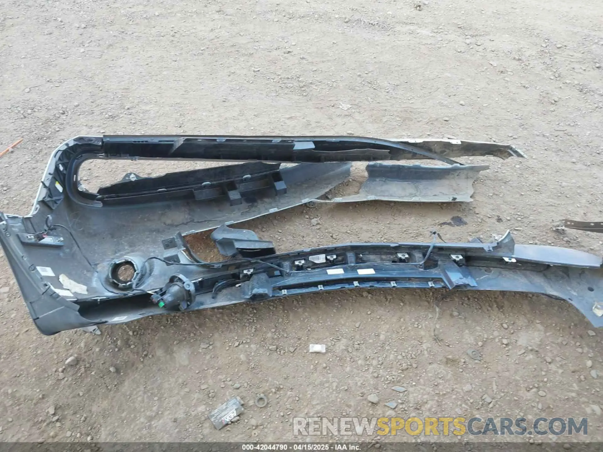 12 Photograph of a damaged car 2C3CDZFJ5MH667657 DODGE CHALLENGER 2021
