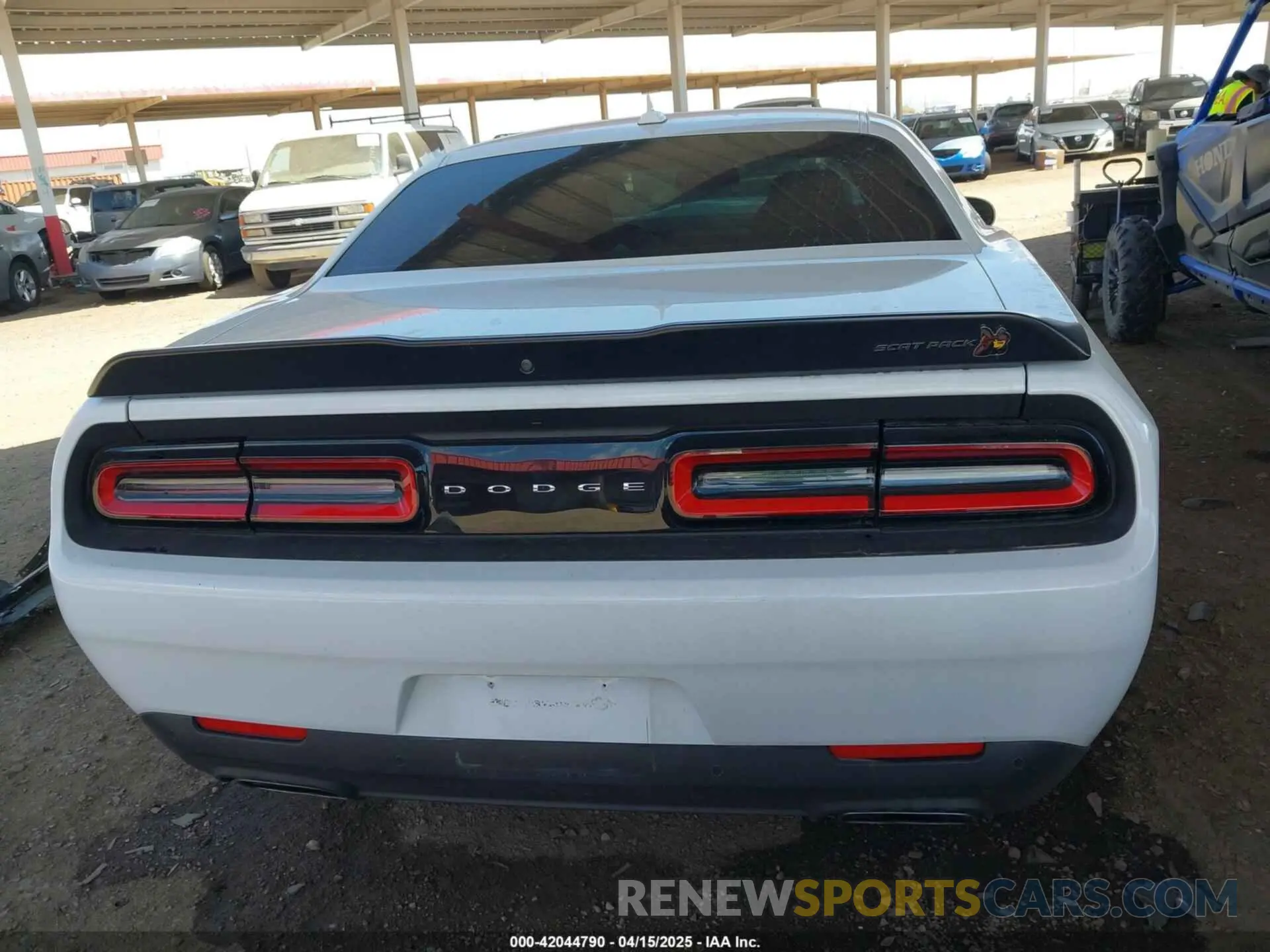 17 Photograph of a damaged car 2C3CDZFJ5MH667657 DODGE CHALLENGER 2021