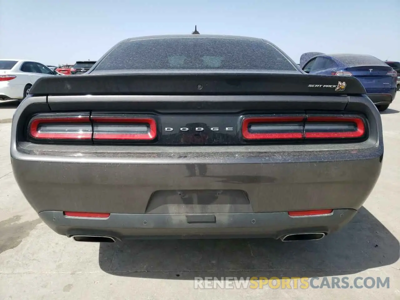 6 Photograph of a damaged car 2C3CDZFJ6MH676884 DODGE CHALLENGER 2021