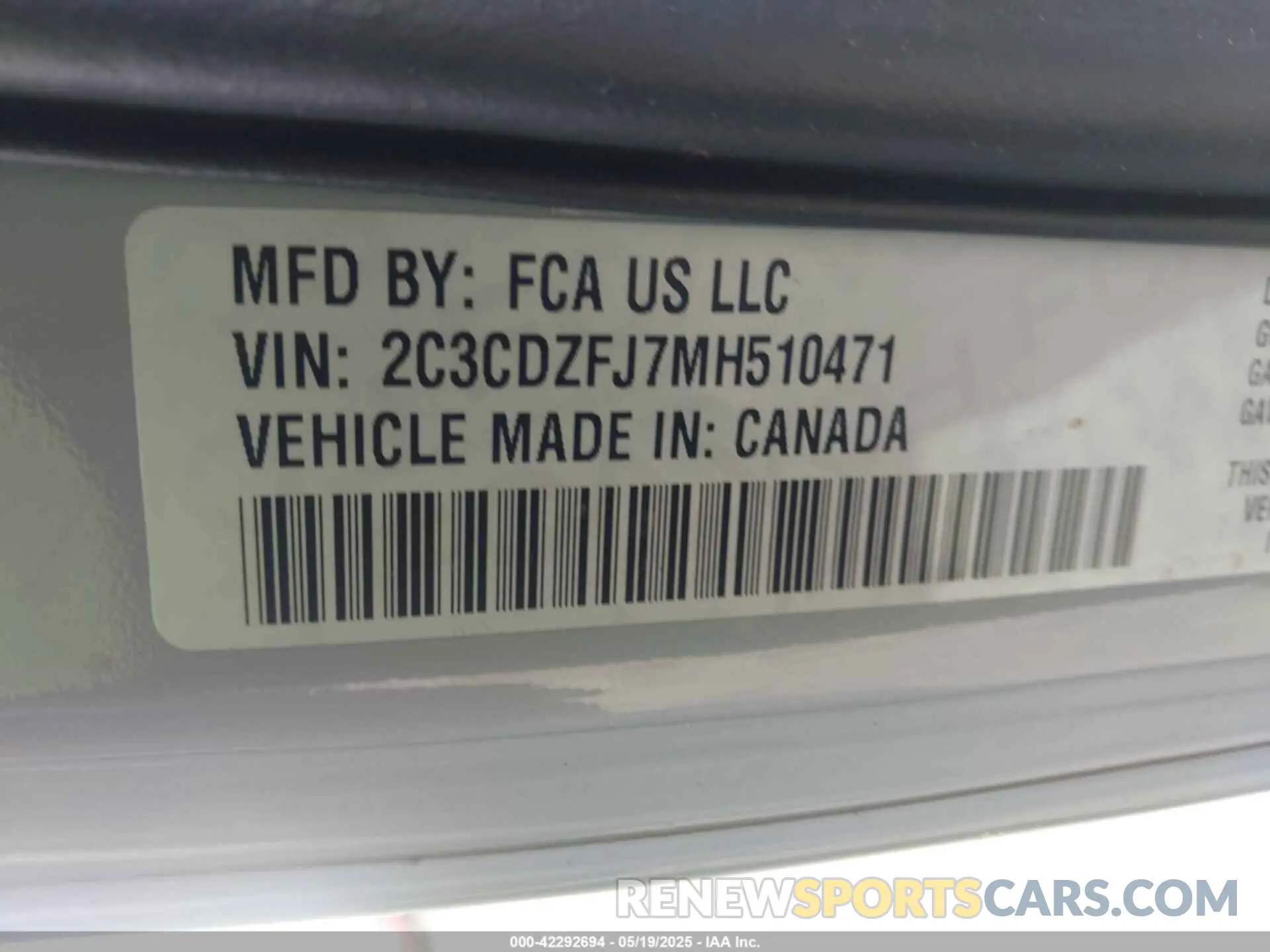 9 Photograph of a damaged car 2C3CDZFJ7MH510471 DODGE CHALLENGER 2021