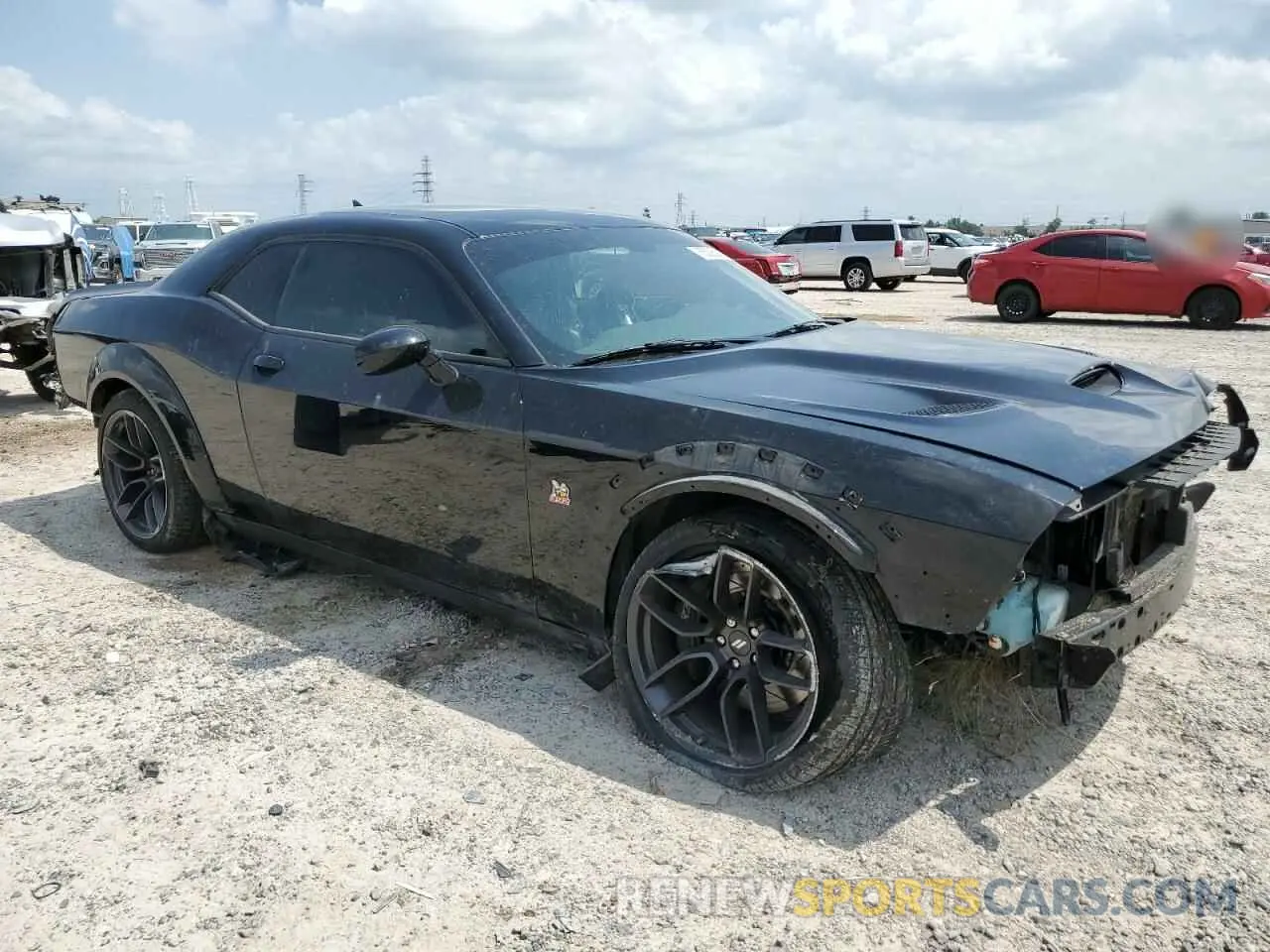 4 Photograph of a damaged car 2C3CDZFJ7MH623529 DODGE CHALLENGER 2021