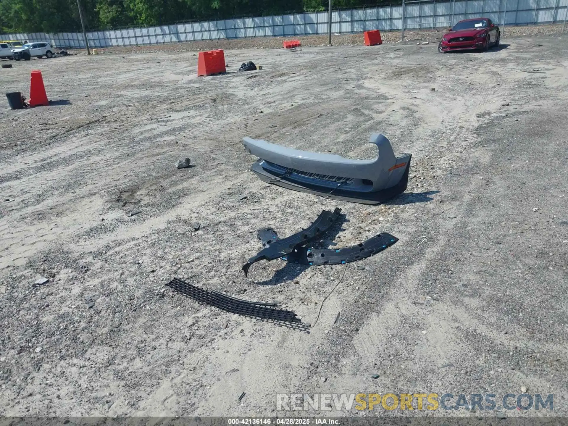 12 Photograph of a damaged car 2C3CDZFJ8MH534679 DODGE CHALLENGER 2021