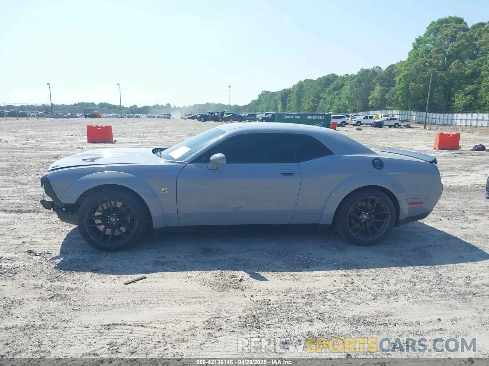15 Photograph of a damaged car 2C3CDZFJ8MH534679 DODGE CHALLENGER 2021