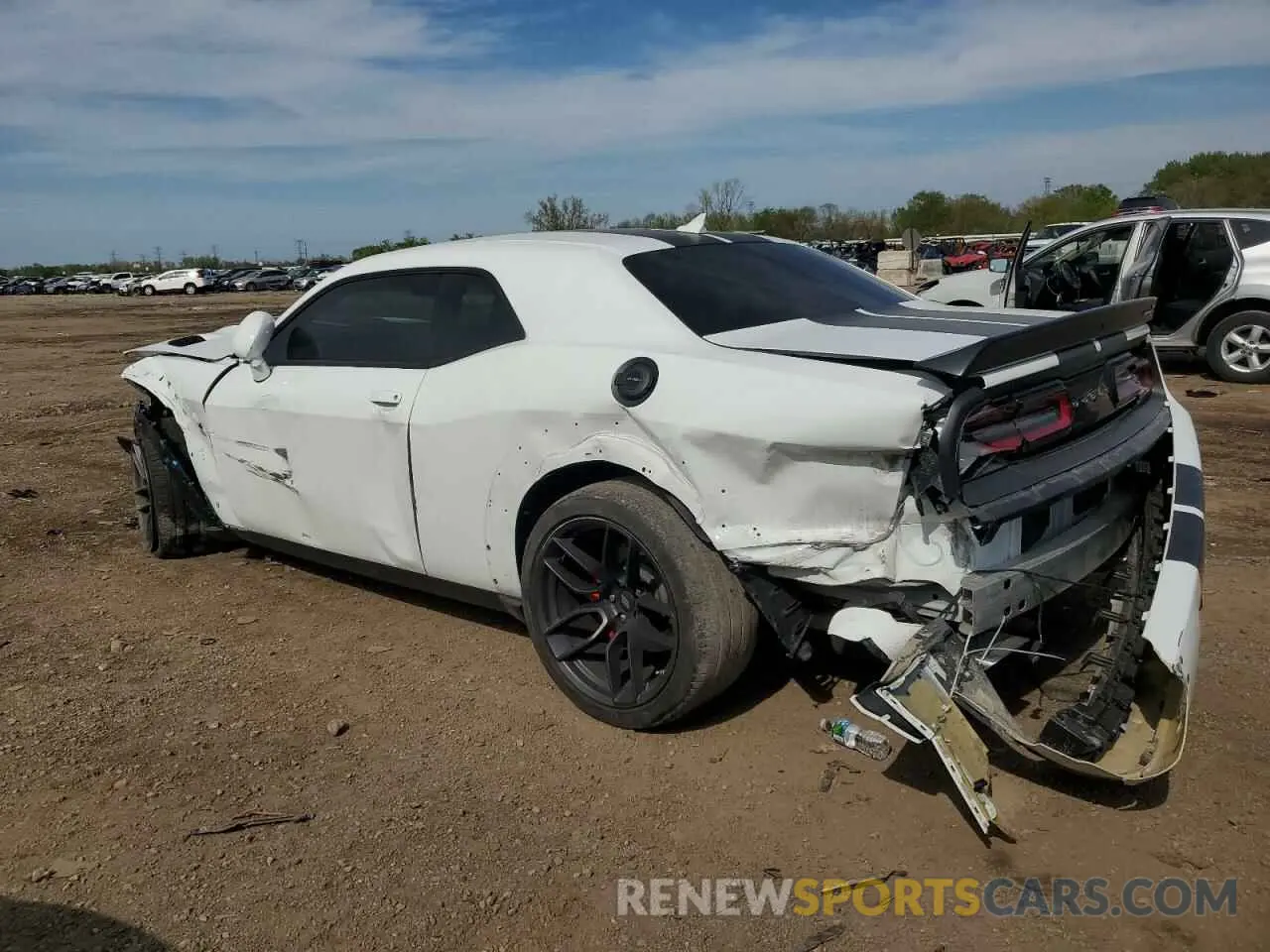 2 Photograph of a damaged car 2C3CDZFJ8MH662226 DODGE CHALLENGER 2021