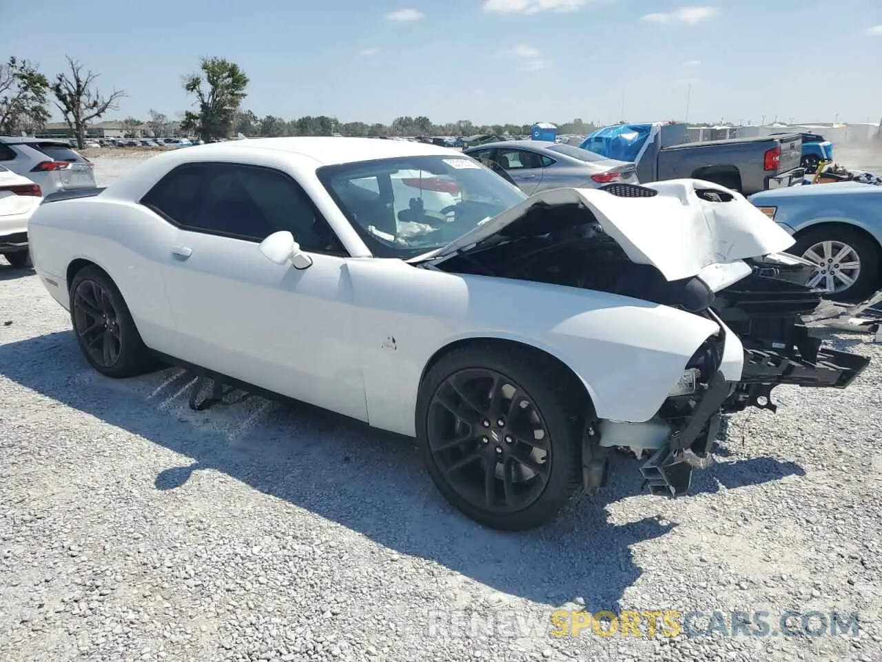 4 Photograph of a damaged car 2C3CDZFJ8MH676692 DODGE CHALLENGER 2021