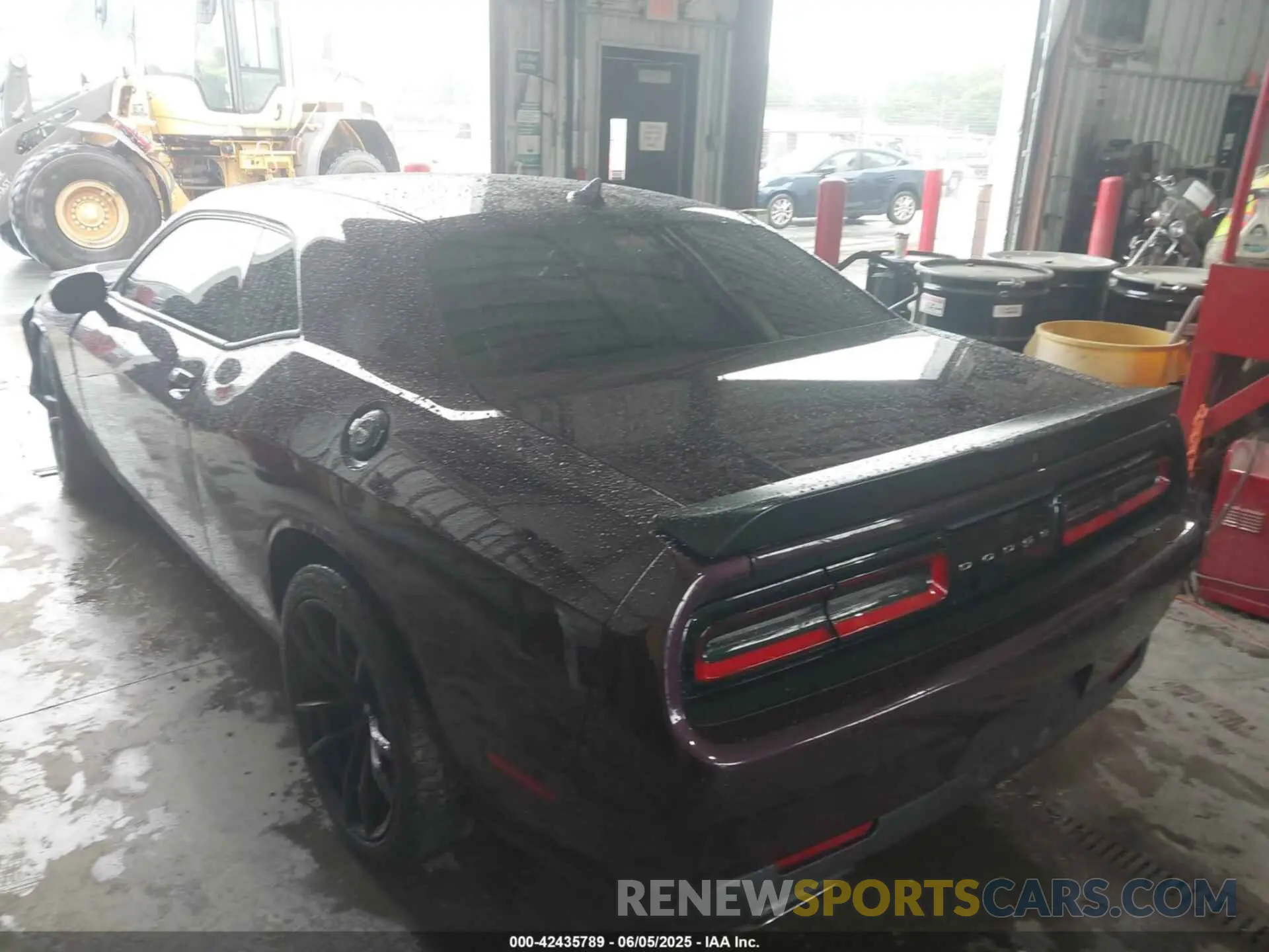 3 Photograph of a damaged car 2C3CDZFJ9MH620292 DODGE CHALLENGER 2021