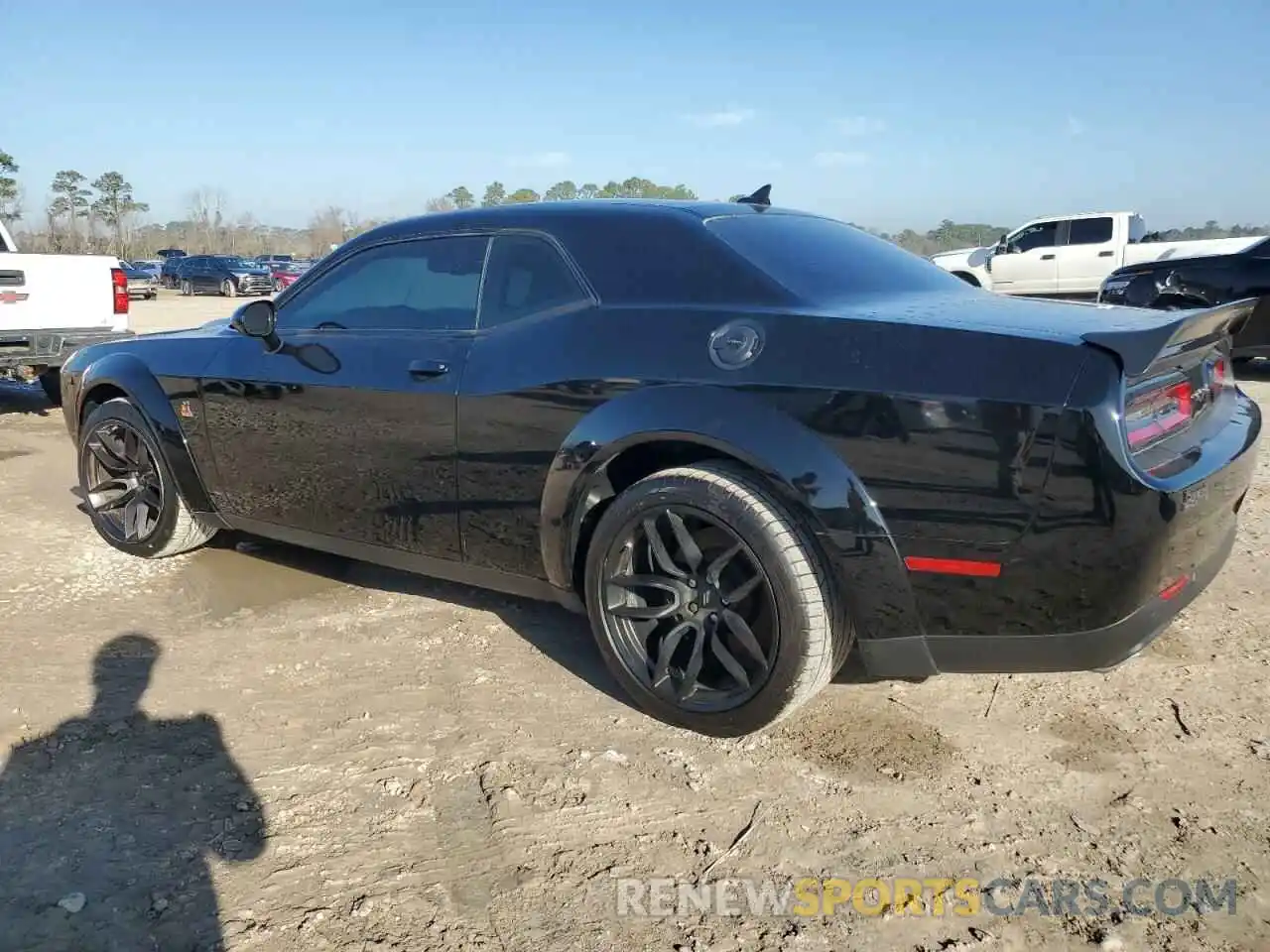 2 Photograph of a damaged car 2C3CDZFJ9MH637853 DODGE CHALLENGER 2021