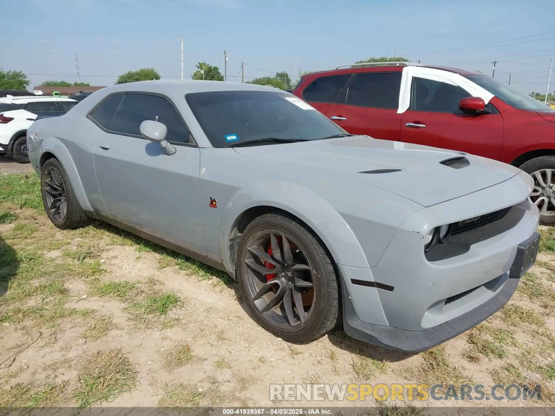 1 Photograph of a damaged car 2C3CDZFJ9MH645001 DODGE CHALLENGER 2021