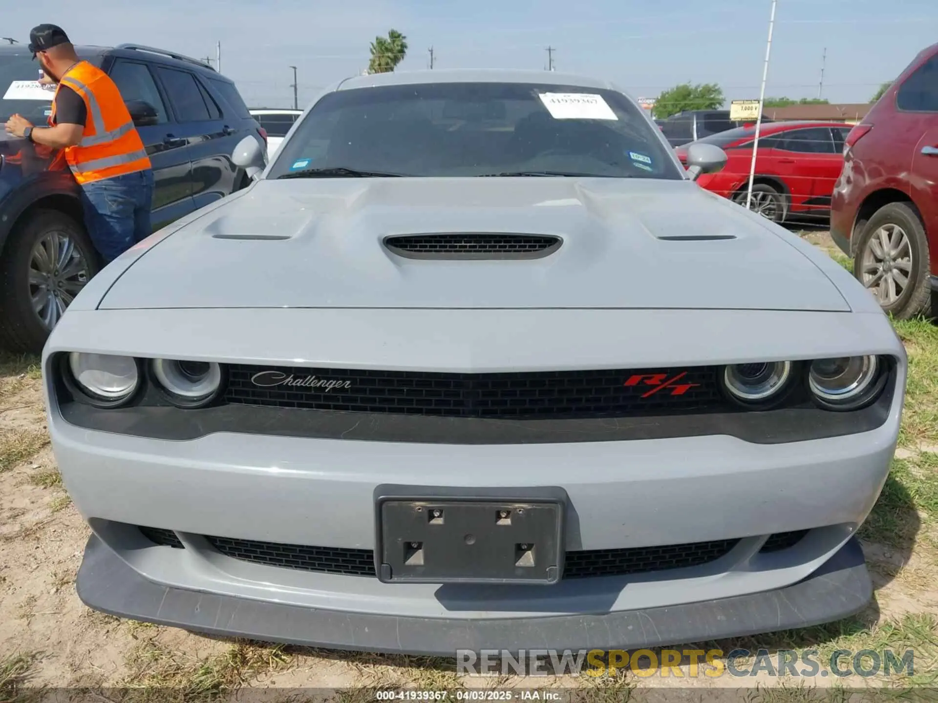 12 Photograph of a damaged car 2C3CDZFJ9MH645001 DODGE CHALLENGER 2021