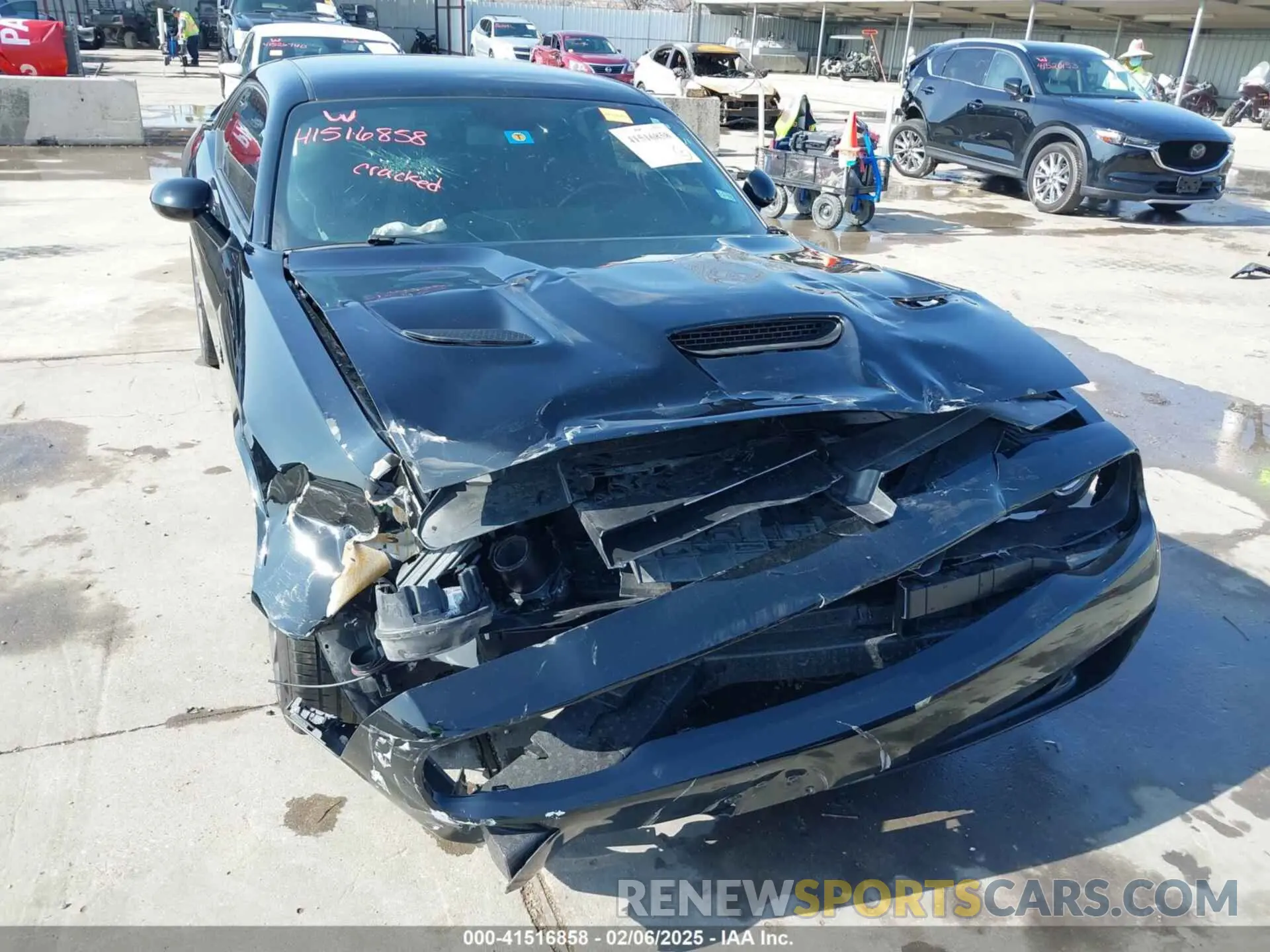 6 Photograph of a damaged car 2C3CDZFJXMH509833 DODGE CHALLENGER 2021
