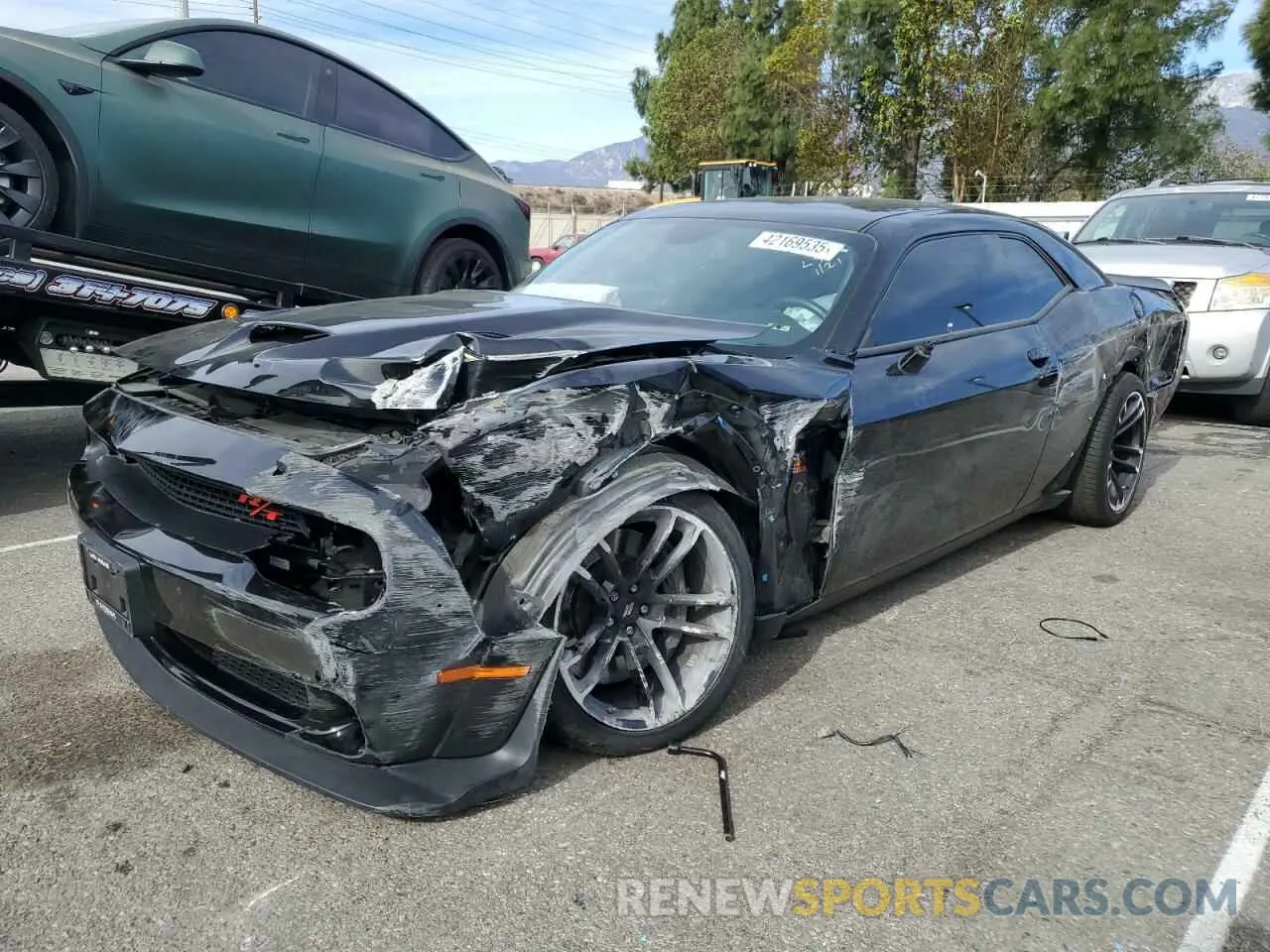 1 Photograph of a damaged car 2C3CDZFJXMH521030 DODGE CHALLENGER 2021