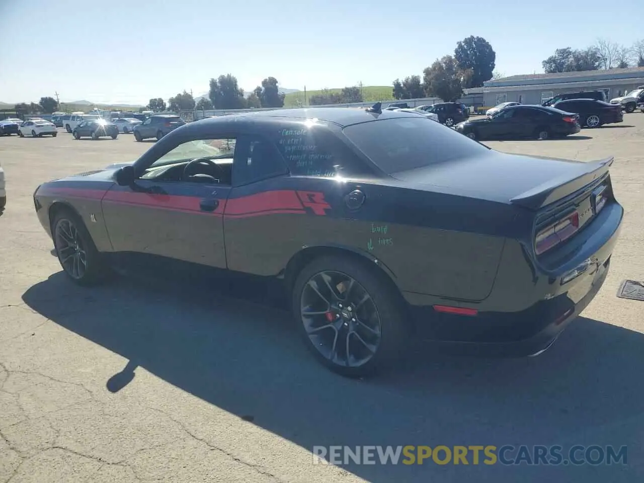 2 Photograph of a damaged car 2C3CDZFJXMH521299 DODGE CHALLENGER 2021