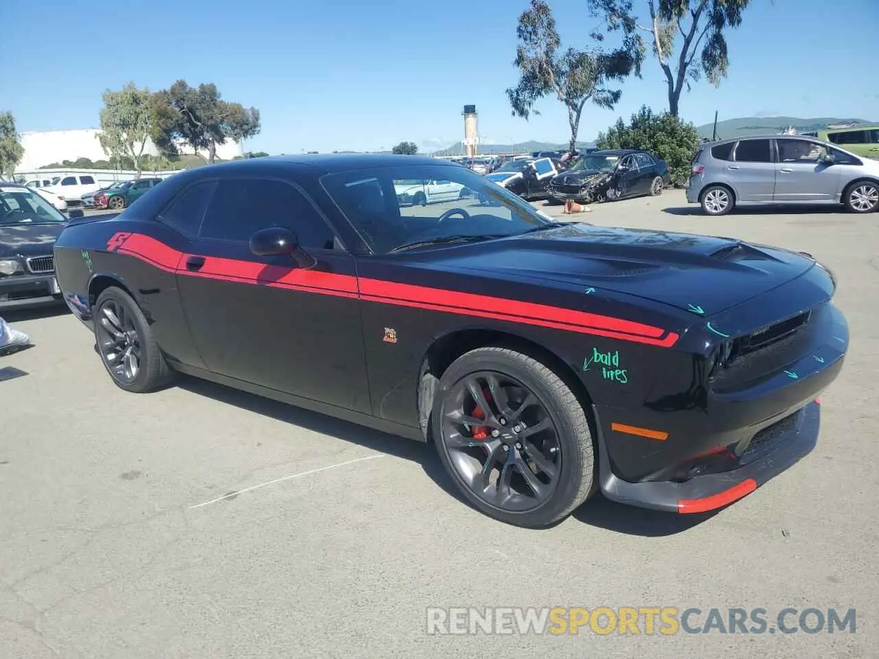 4 Photograph of a damaged car 2C3CDZFJXMH521299 DODGE CHALLENGER 2021