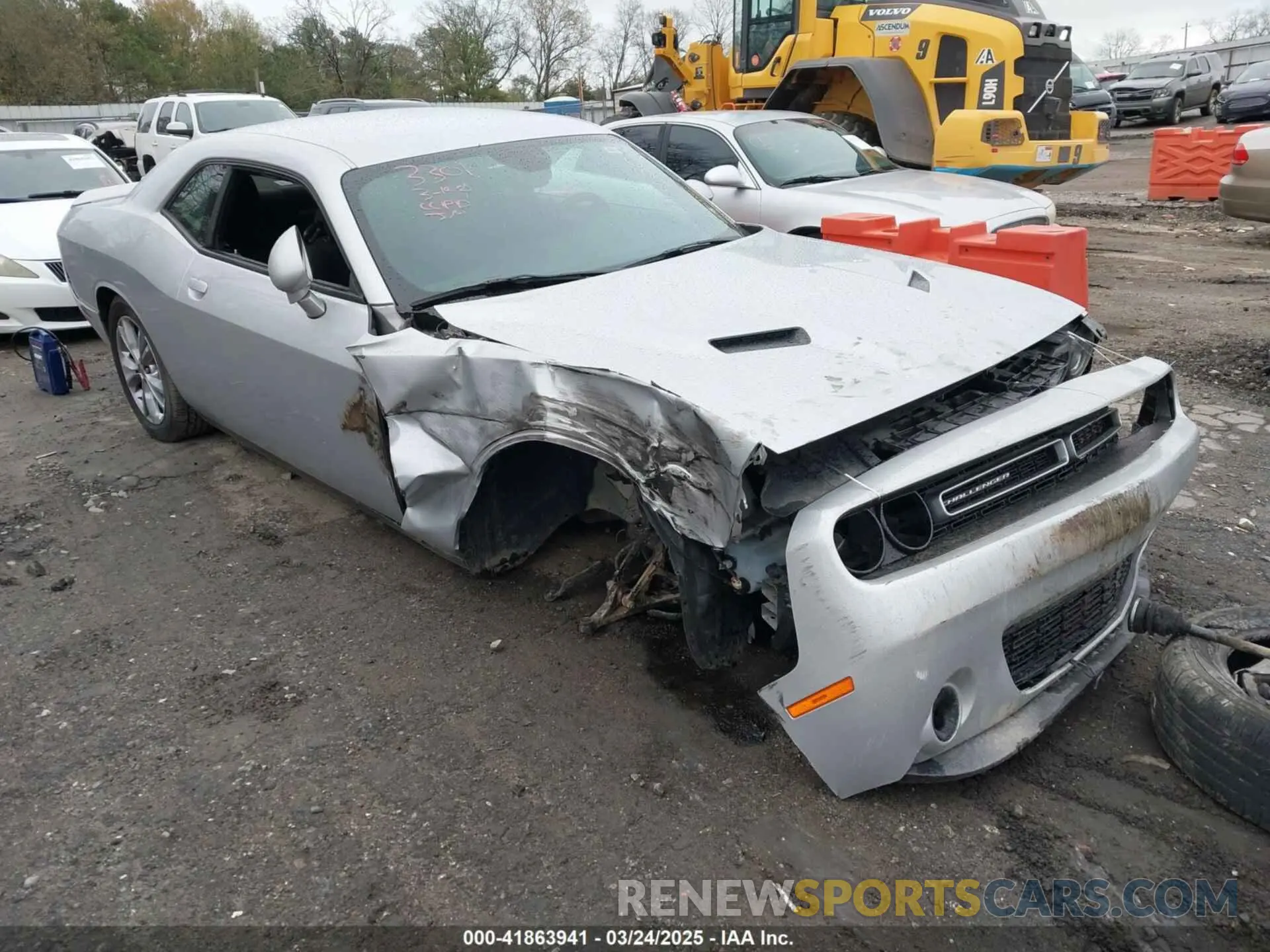 1 Photograph of a damaged car 2C3CDZGG0MH543301 DODGE CHALLENGER 2021