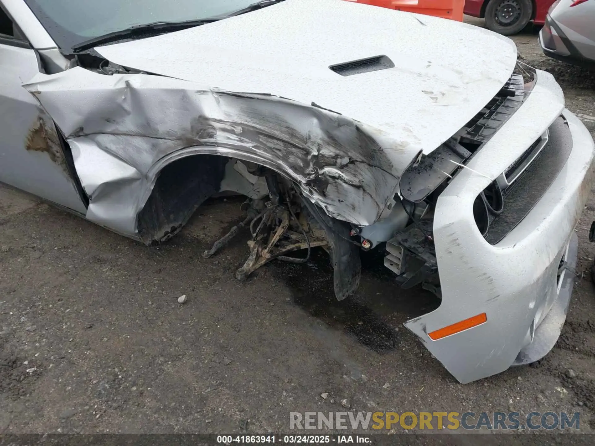 17 Photograph of a damaged car 2C3CDZGG0MH543301 DODGE CHALLENGER 2021