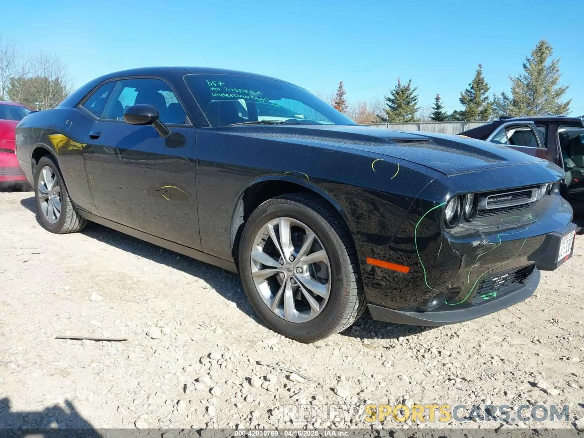 1 Photograph of a damaged car 2C3CDZGG0MH560955 DODGE CHALLENGER 2021