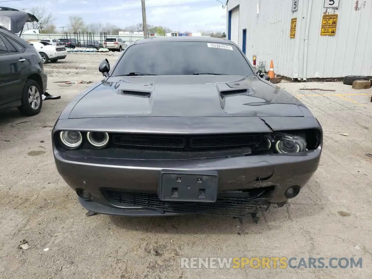 5 Photograph of a damaged car 2C3CDZGG4MH611339 DODGE CHALLENGER 2021