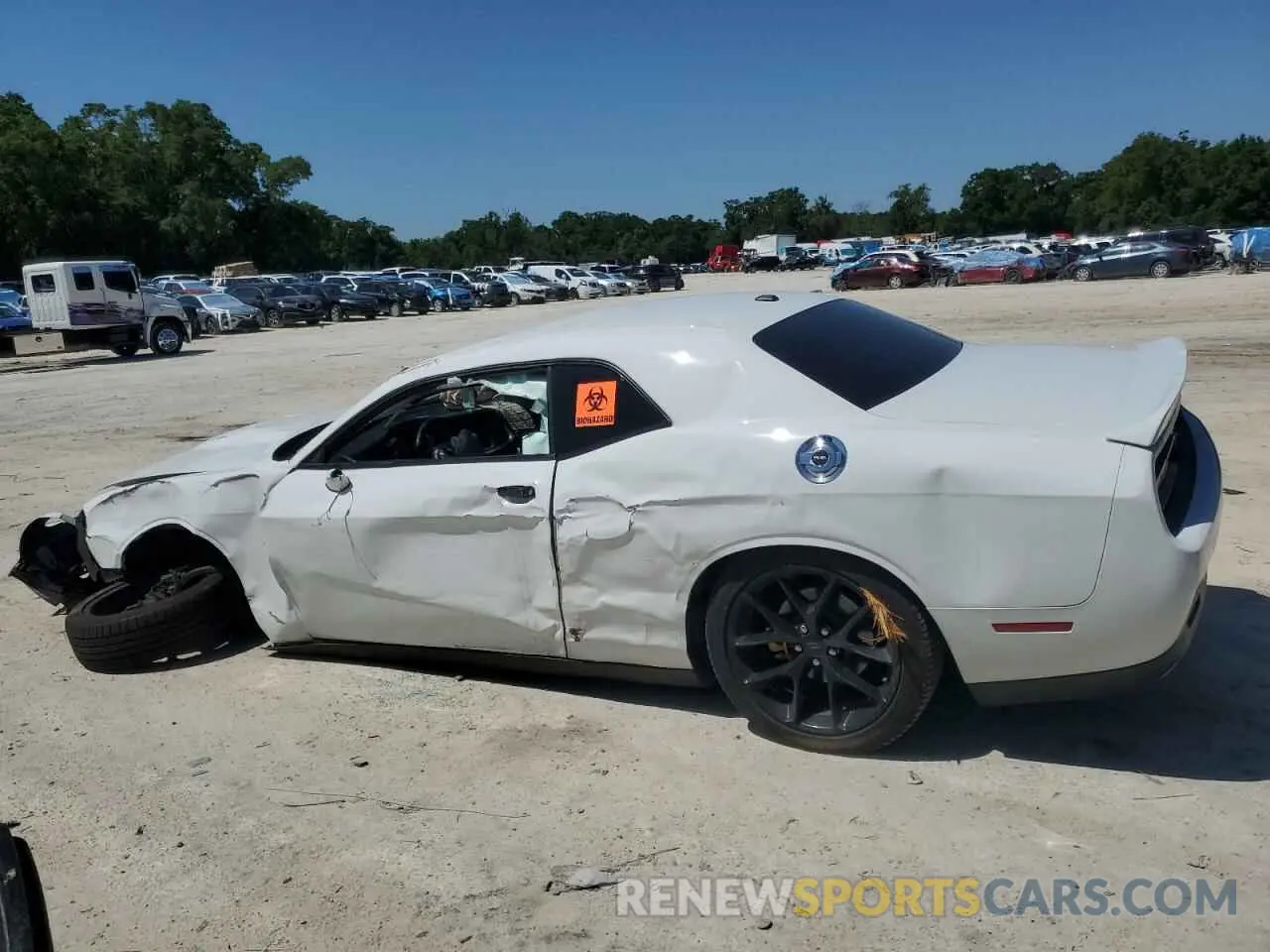2 Photograph of a damaged car 2C3CDZJG0MH680604 DODGE CHALLENGER 2021