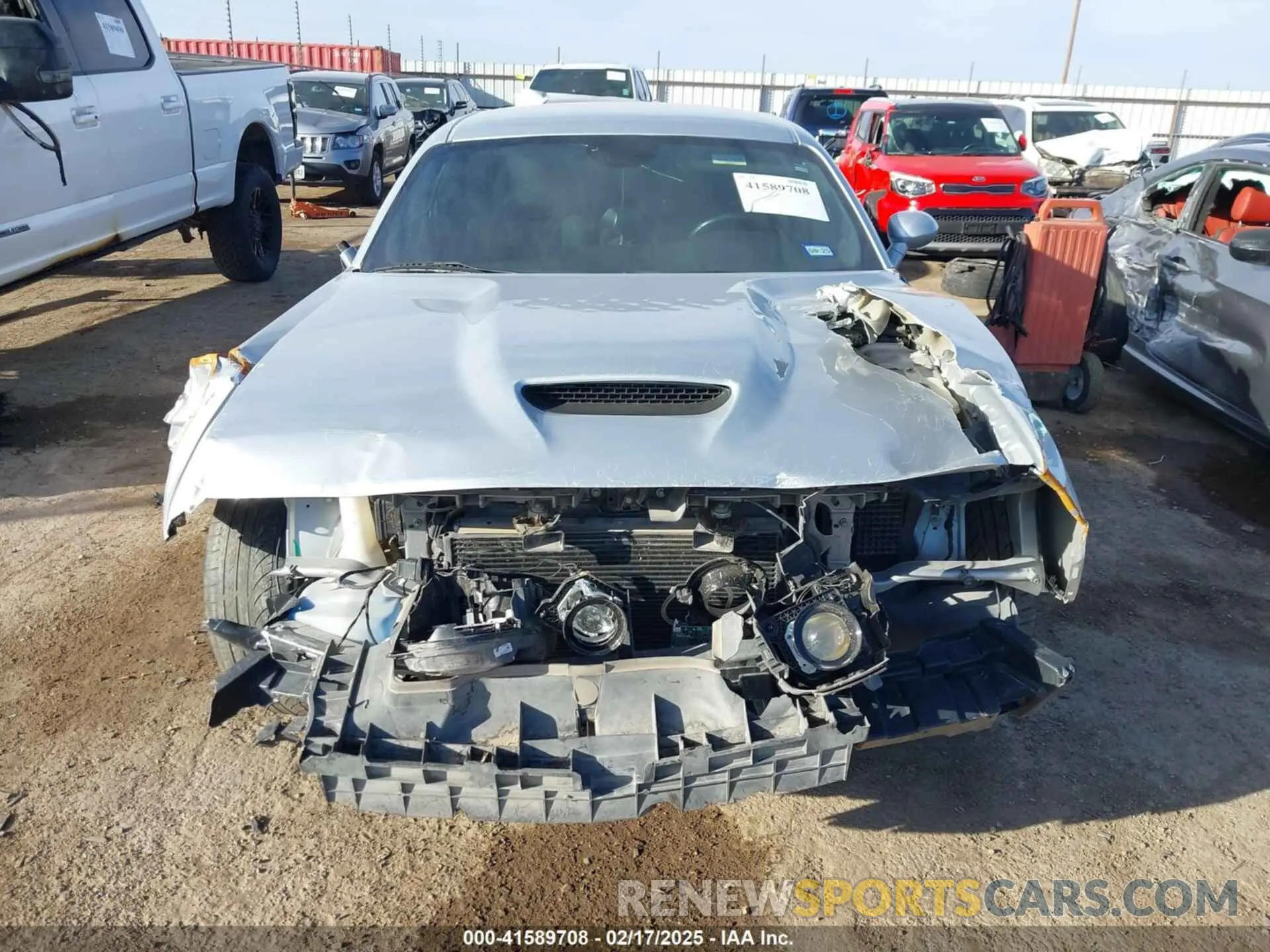 12 Photograph of a damaged car 2C3CDZJG3MH567634 DODGE CHALLENGER 2021
