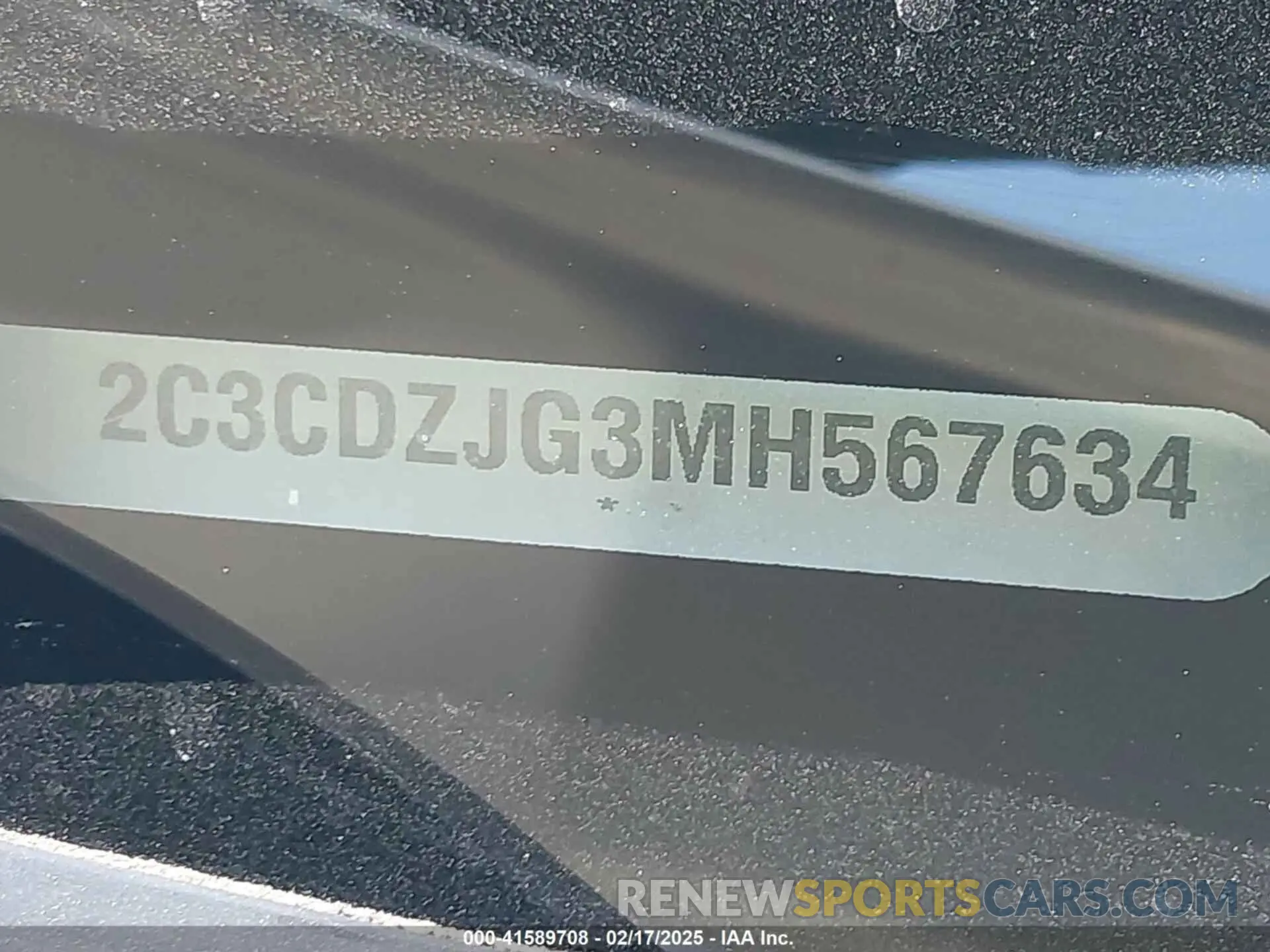 9 Photograph of a damaged car 2C3CDZJG3MH567634 DODGE CHALLENGER 2021