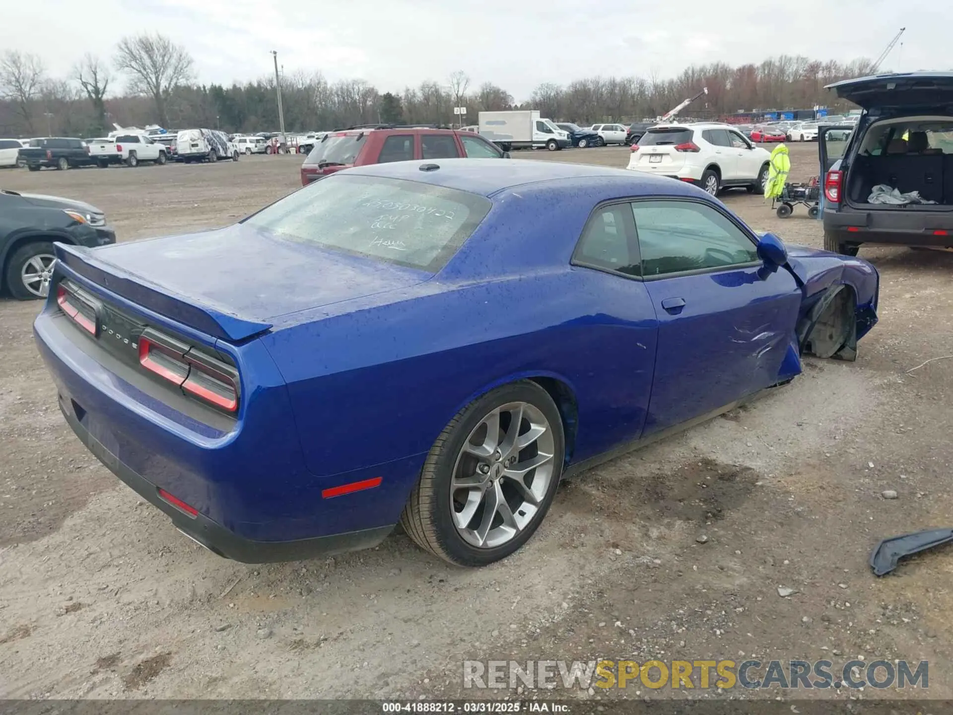 4 Photograph of a damaged car 2C3CDZJG5MH680730 DODGE CHALLENGER 2021