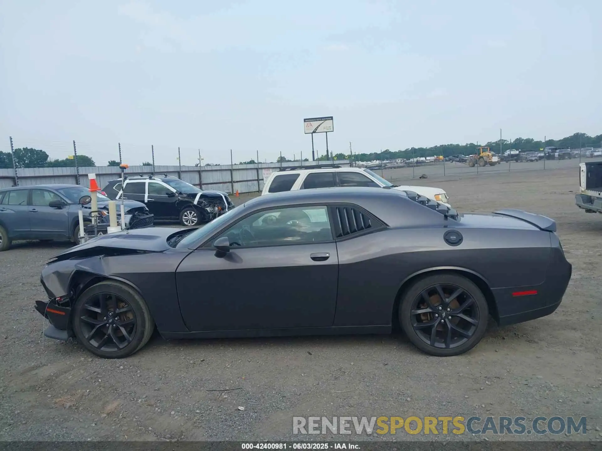 15 Photograph of a damaged car 2C3CDZJG6MH576750 DODGE CHALLENGER 2021