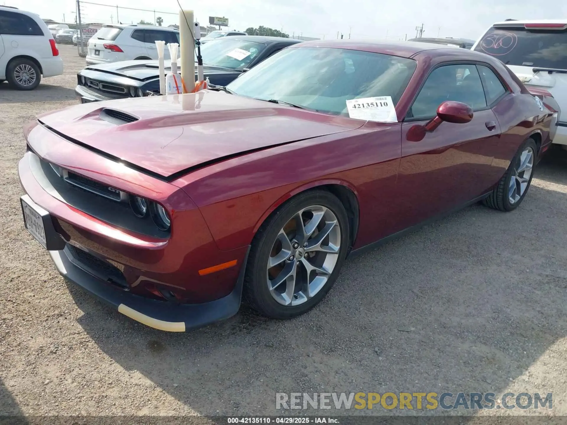 2 Photograph of a damaged car 2C3CDZJG7MH660303 DODGE CHALLENGER 2021