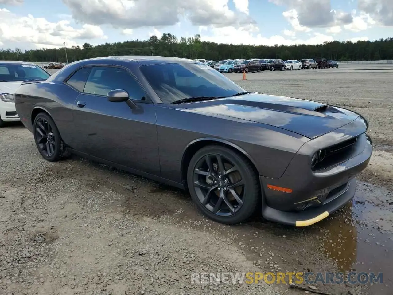 4 Photograph of a damaged car 2C3CDZJG9MH674185 DODGE CHALLENGER 2021
