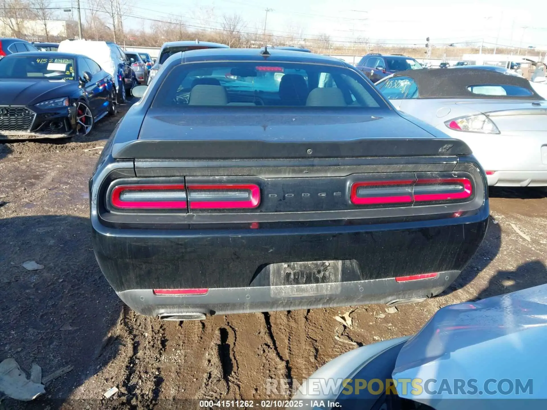 16 Photograph of a damaged car 2C3CDZKG4MH674514 DODGE CHALLENGER 2021