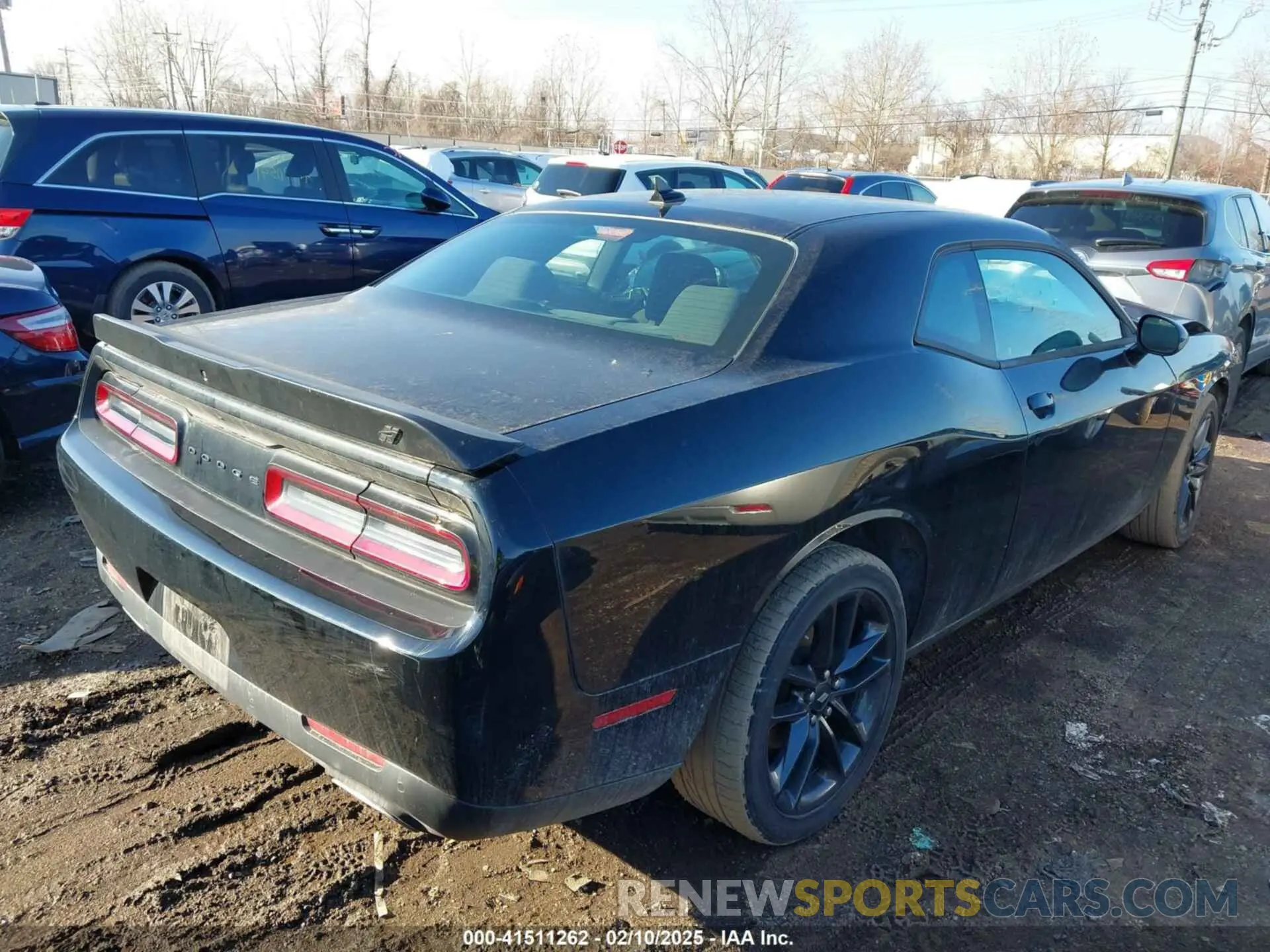 4 Photograph of a damaged car 2C3CDZKG4MH674514 DODGE CHALLENGER 2021