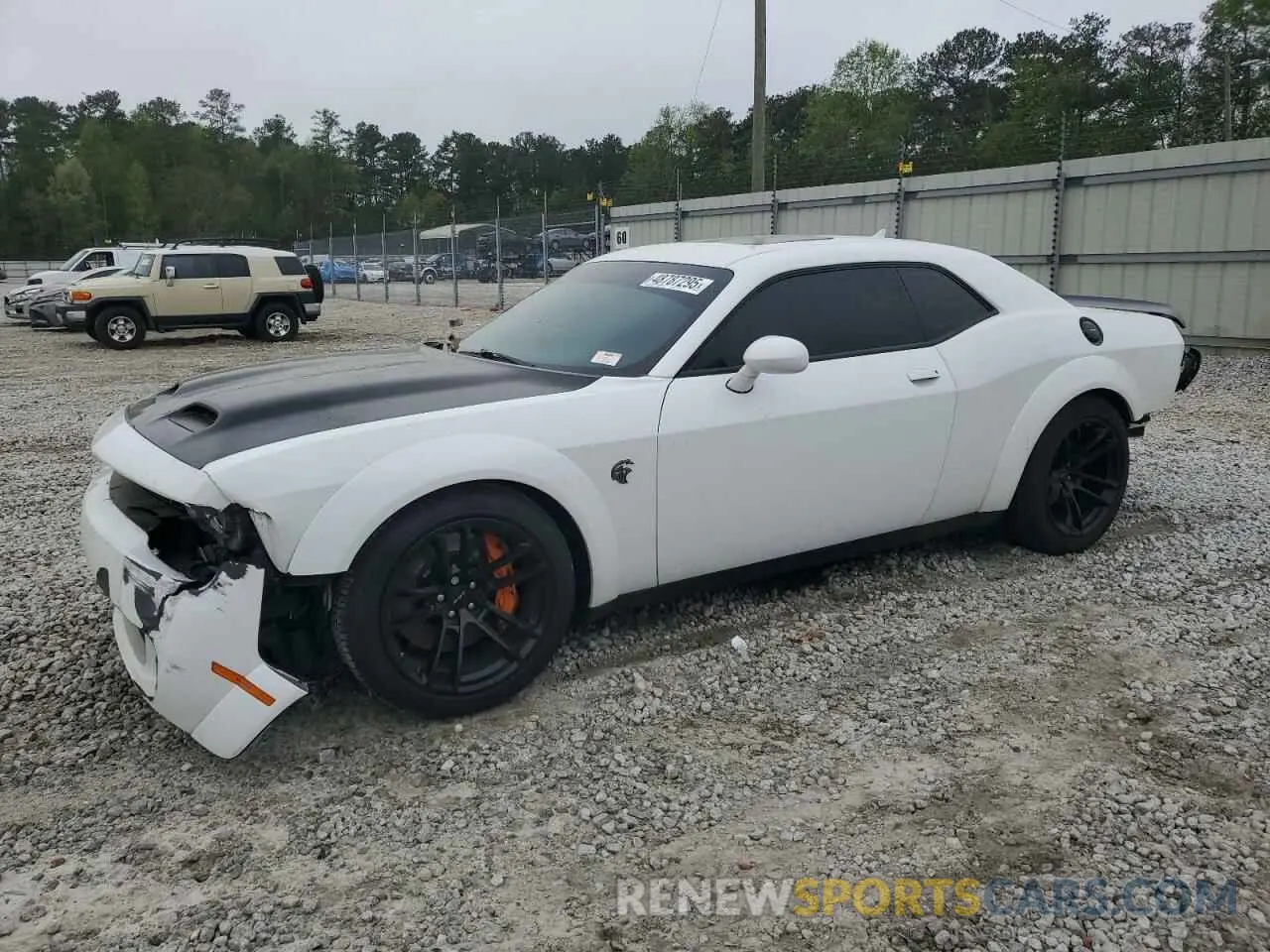 1 Photograph of a damaged car 2C3CDZL95MH520801 DODGE CHALLENGER 2021