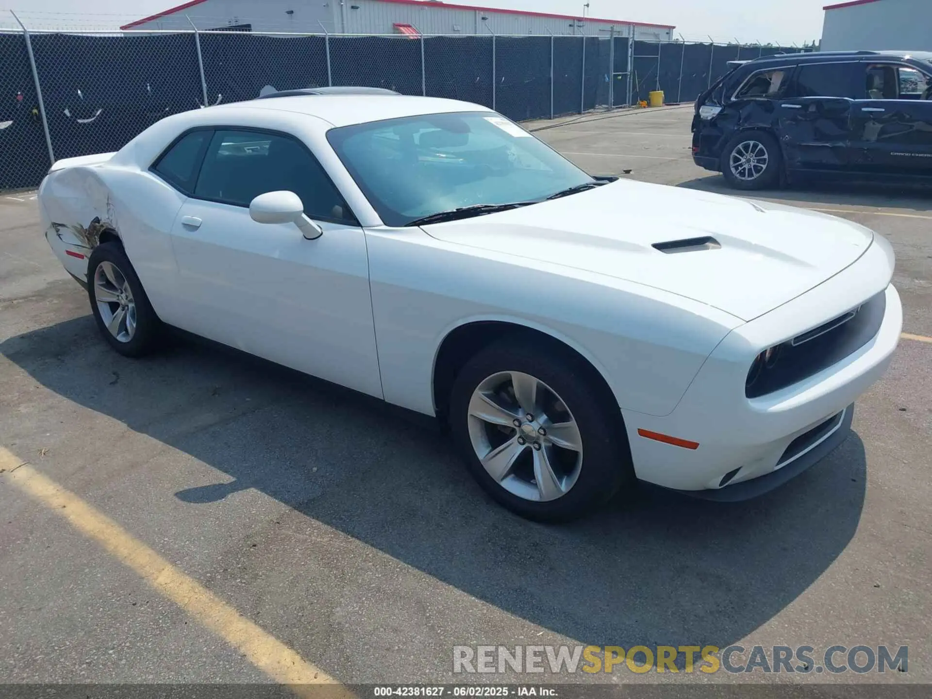 1 Photograph of a damaged car 2C3CDZAG0NH260438 DODGE CHALLENGER 2022